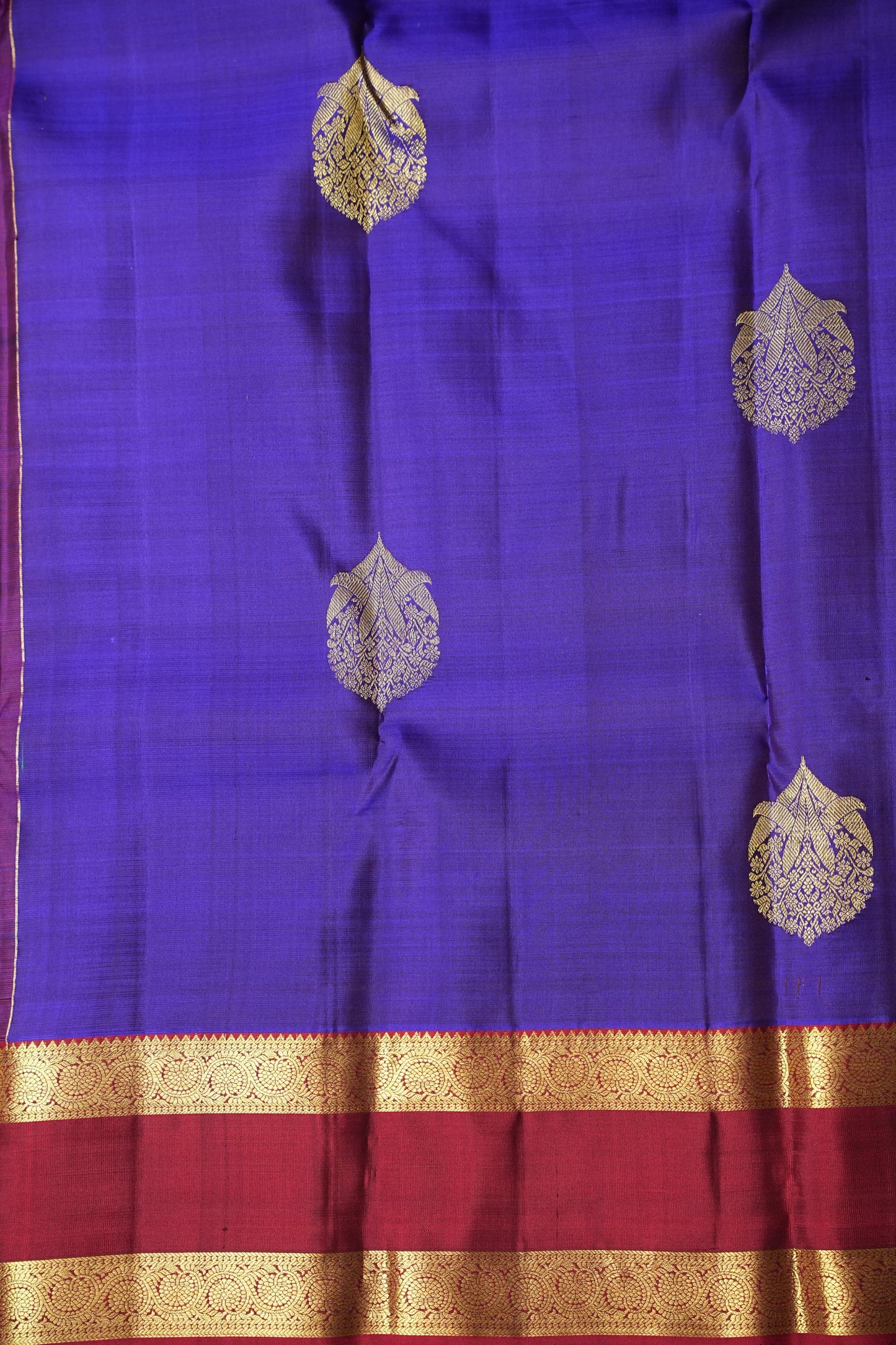 Pure Kanchipuram Silk Saree - Deep Purple & Maroon| Silk Mark Certified