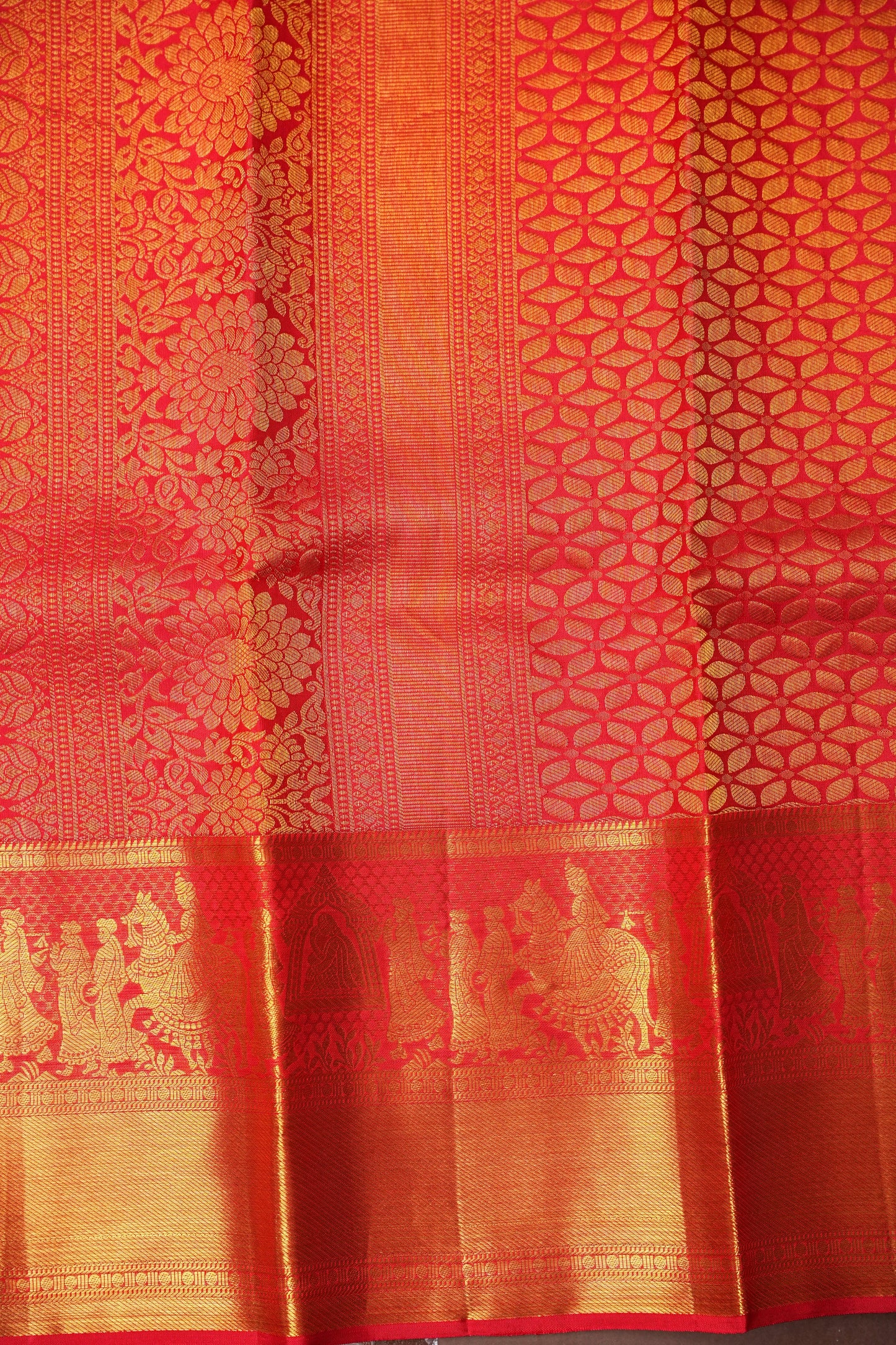 Pure Kanchipuram Silk Saree - Crimson Red| Silk Mark Certified