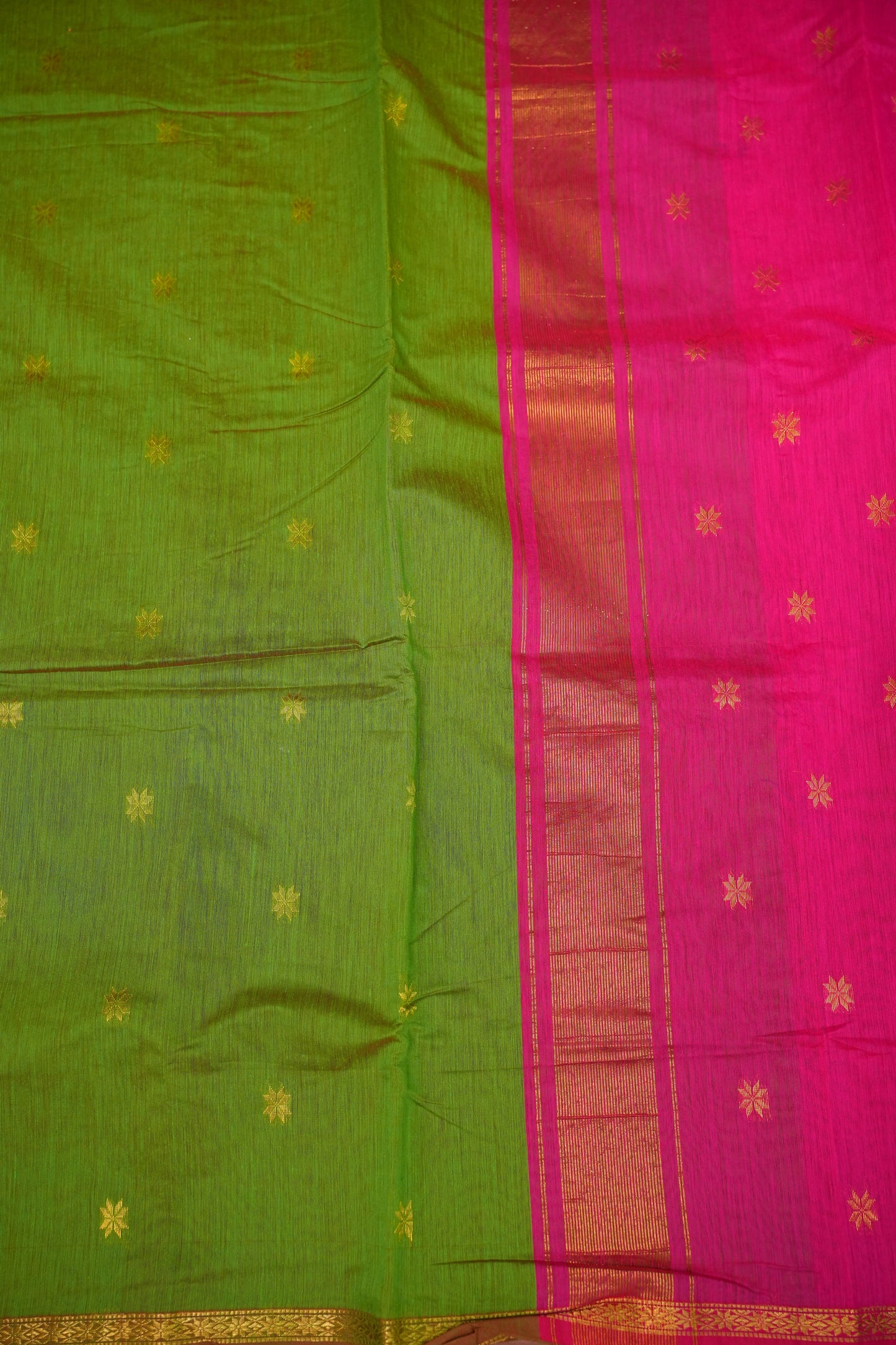 Maheshwari Silk Cotton Saree | Green With Pink