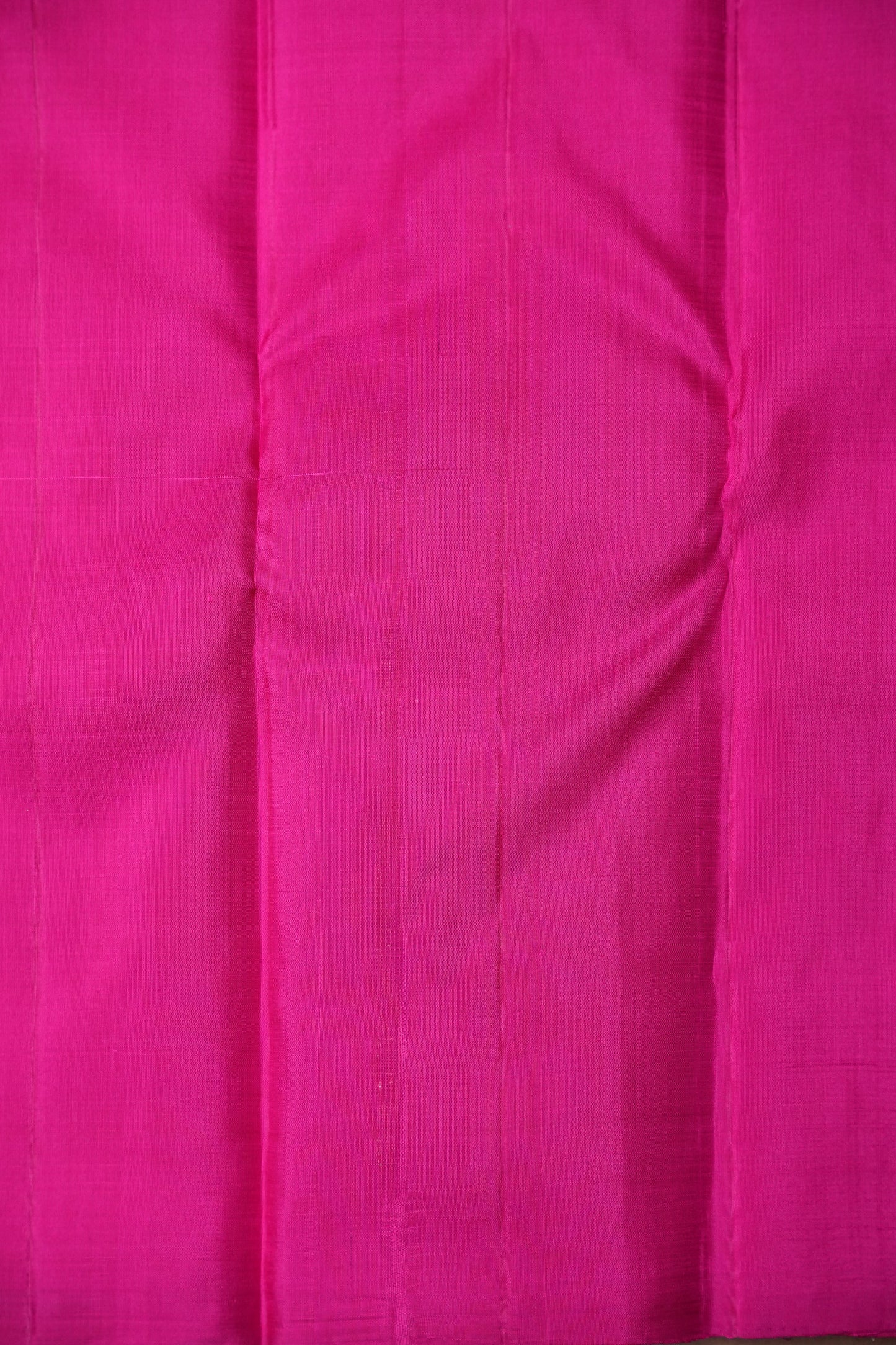 Orange & Rani Pink Dual Tone Pure Kanchivaram Silk Saree with Zari Buttas| Silk Mark Certified