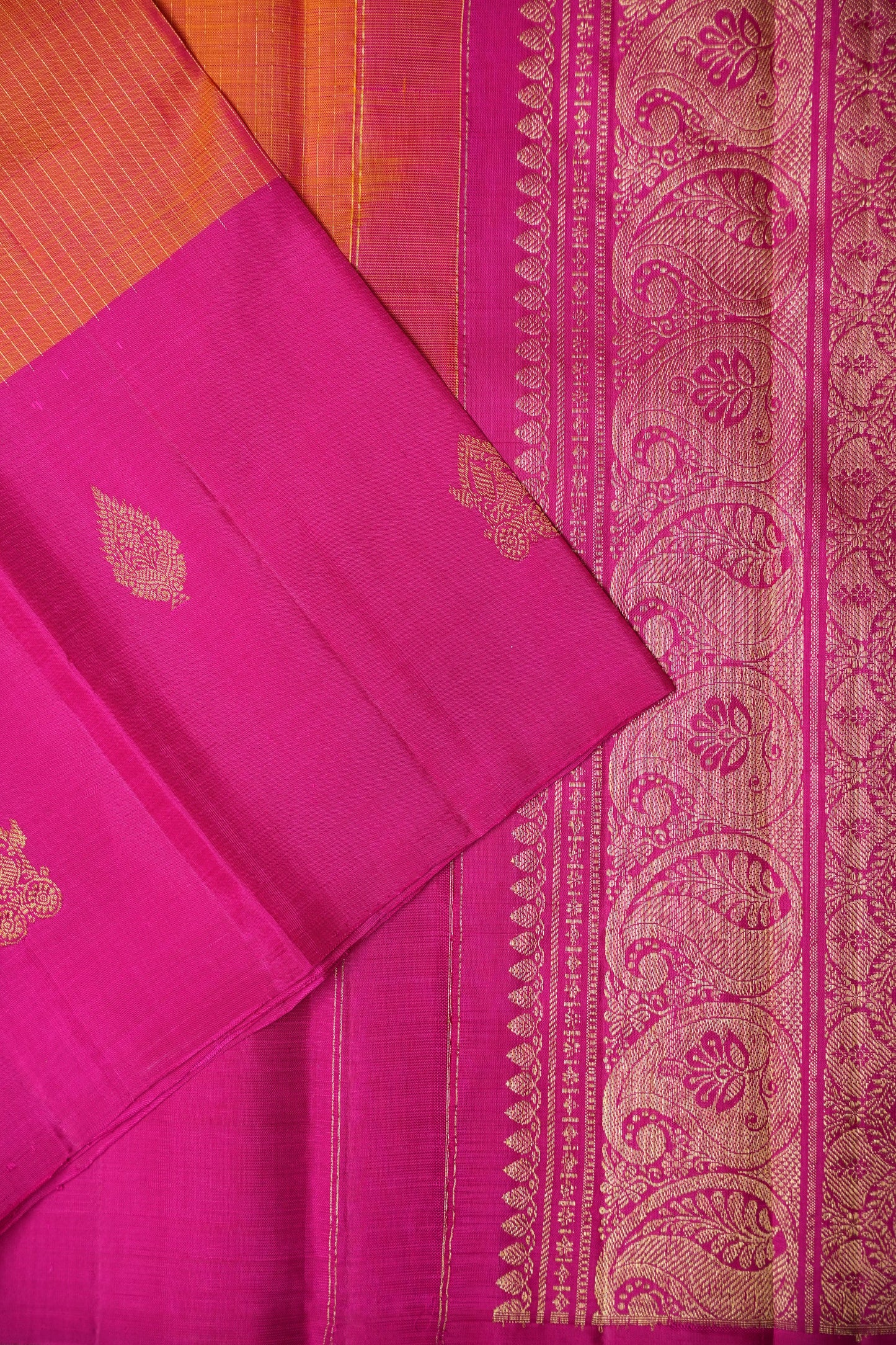 Orange & Rani Pink Dual Tone Pure Kanchivaram Silk Saree with Zari Buttas| Silk Mark Certified