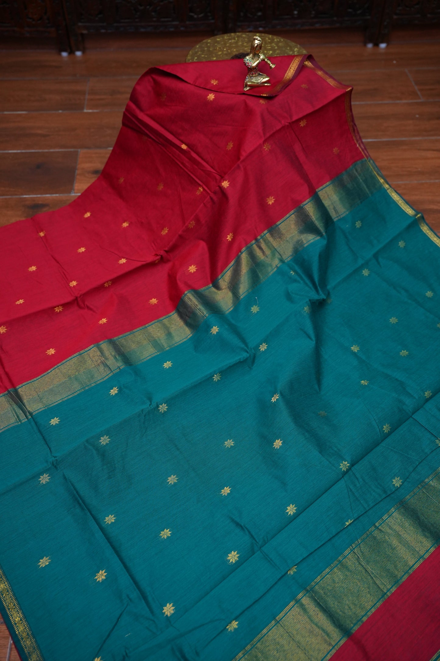 Maheshwari Silk Cotton Saree | Red with Turquoise Blue