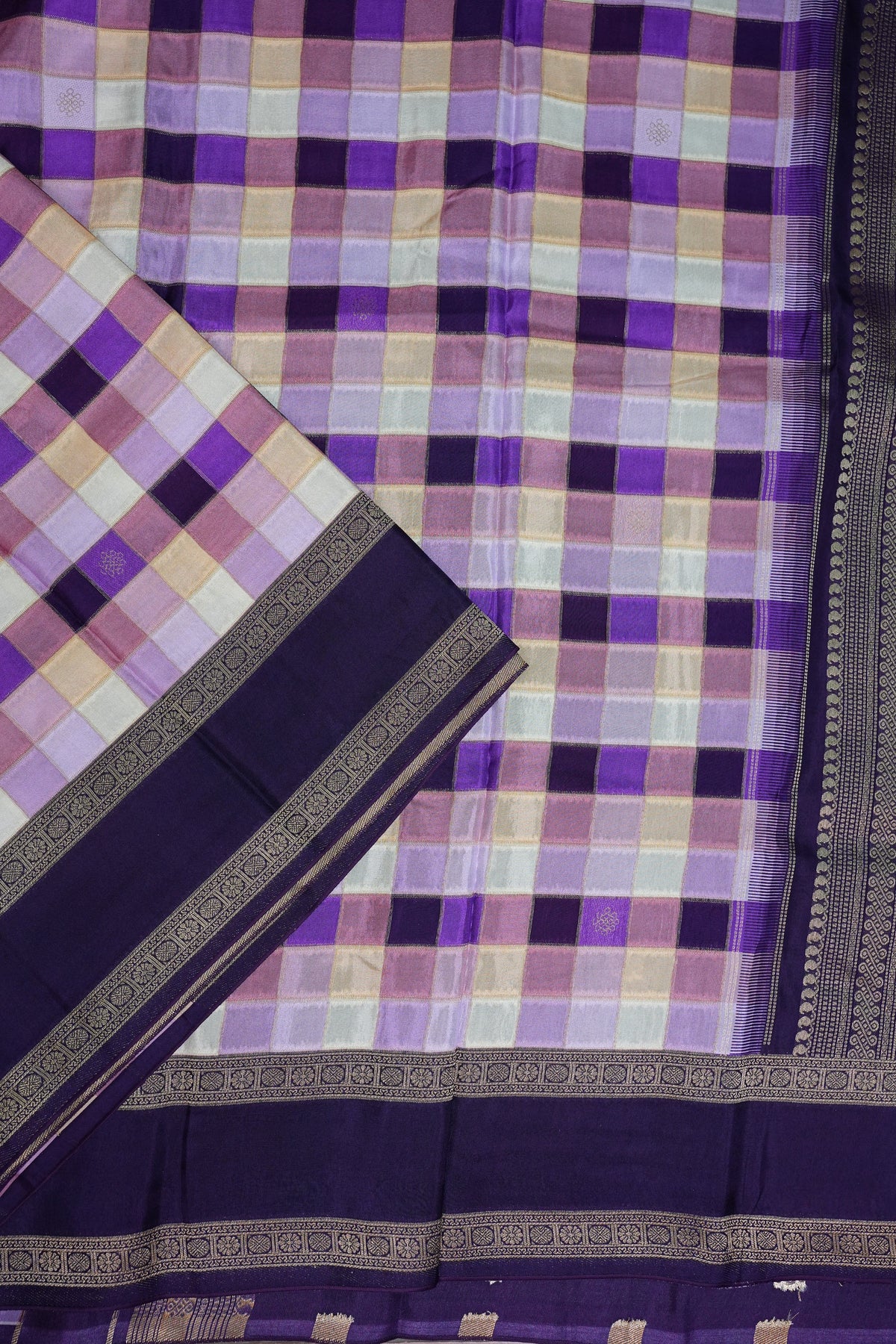 Munga Crepe Silk Saree – Purple Multicolour Checks with Deep Violet Zari Pallu