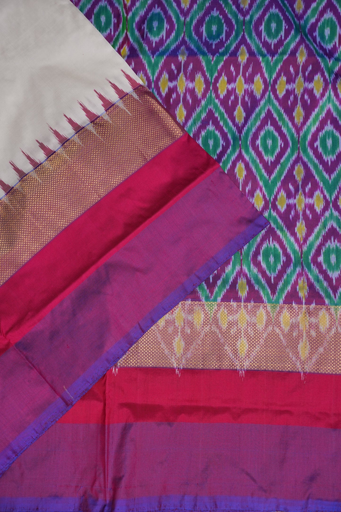 Pure Ikkat Soft Silk Saree - White