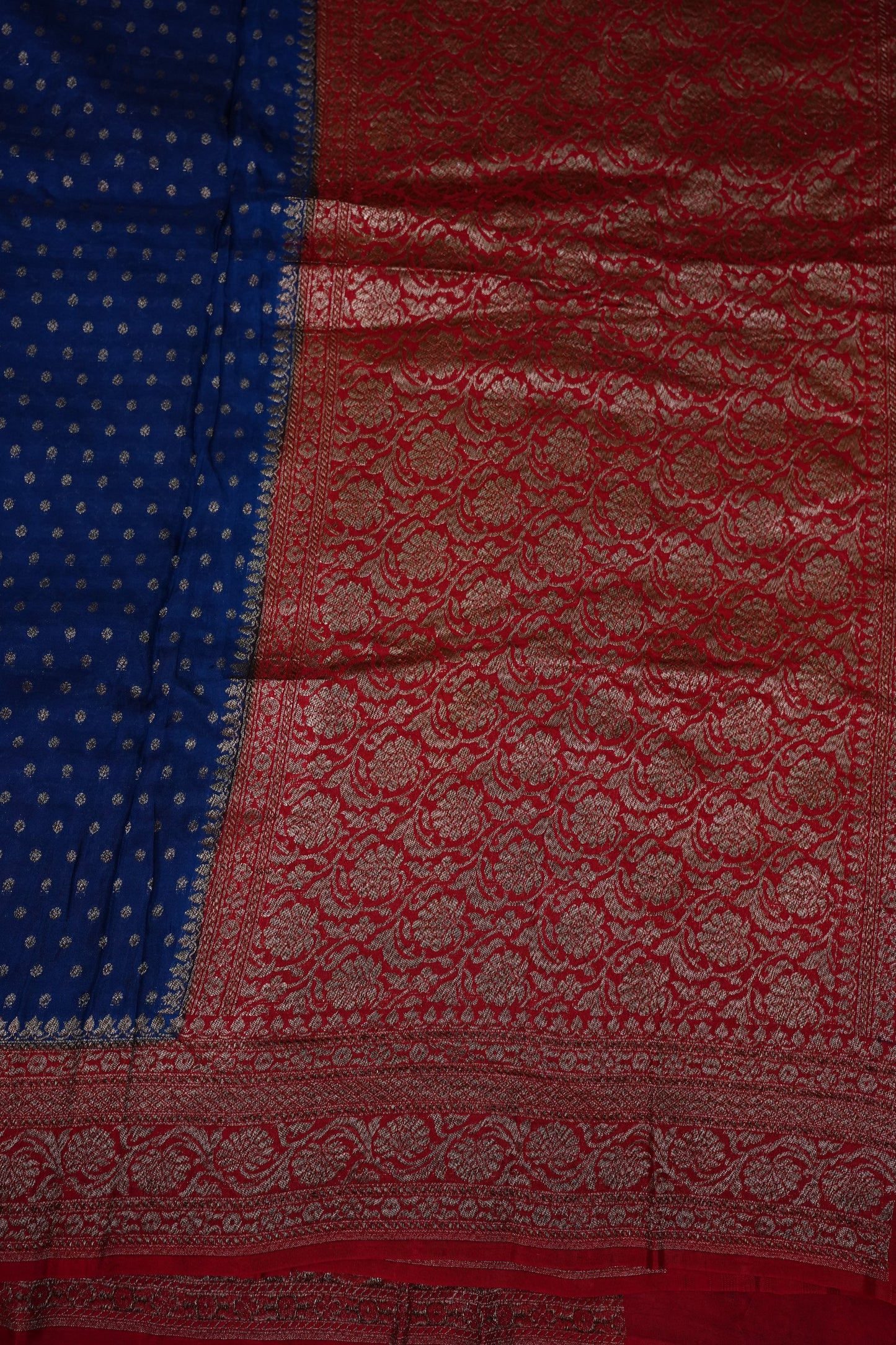 Khaddi Georgette Crepe Silk Saree with Antique Border – Peacock Blue & Red