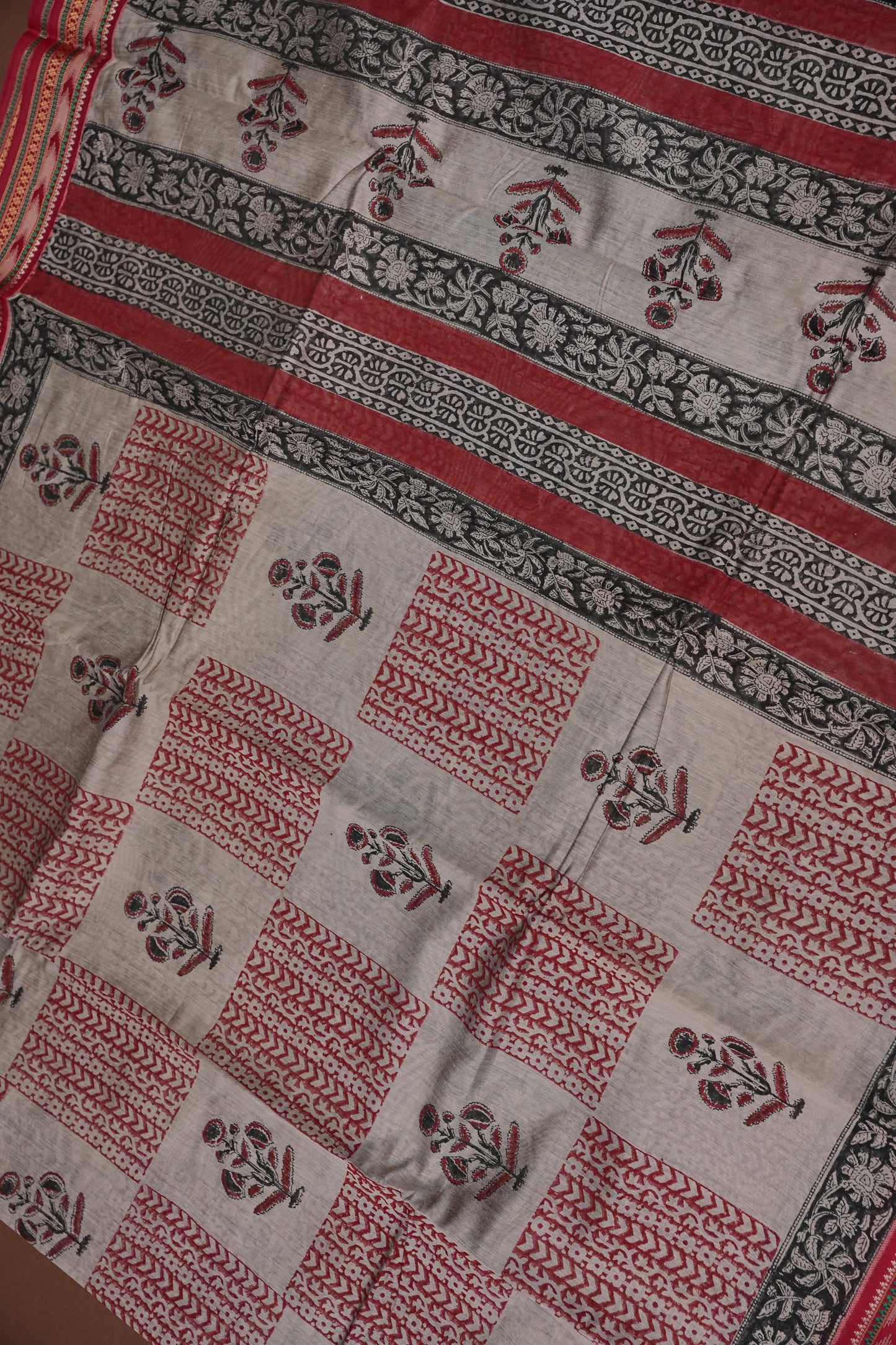 Chanderi Silk Cotton Block Printed Saree - Grey & Red