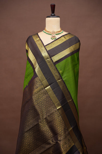Pure Kanchipuram Silk Saree - Leaf Green & Coffee| Silk Mark Certified