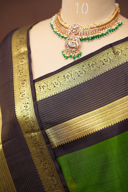 Pure Kanchipuram Silk Saree - Leaf Green & Coffee| Silk Mark Certified