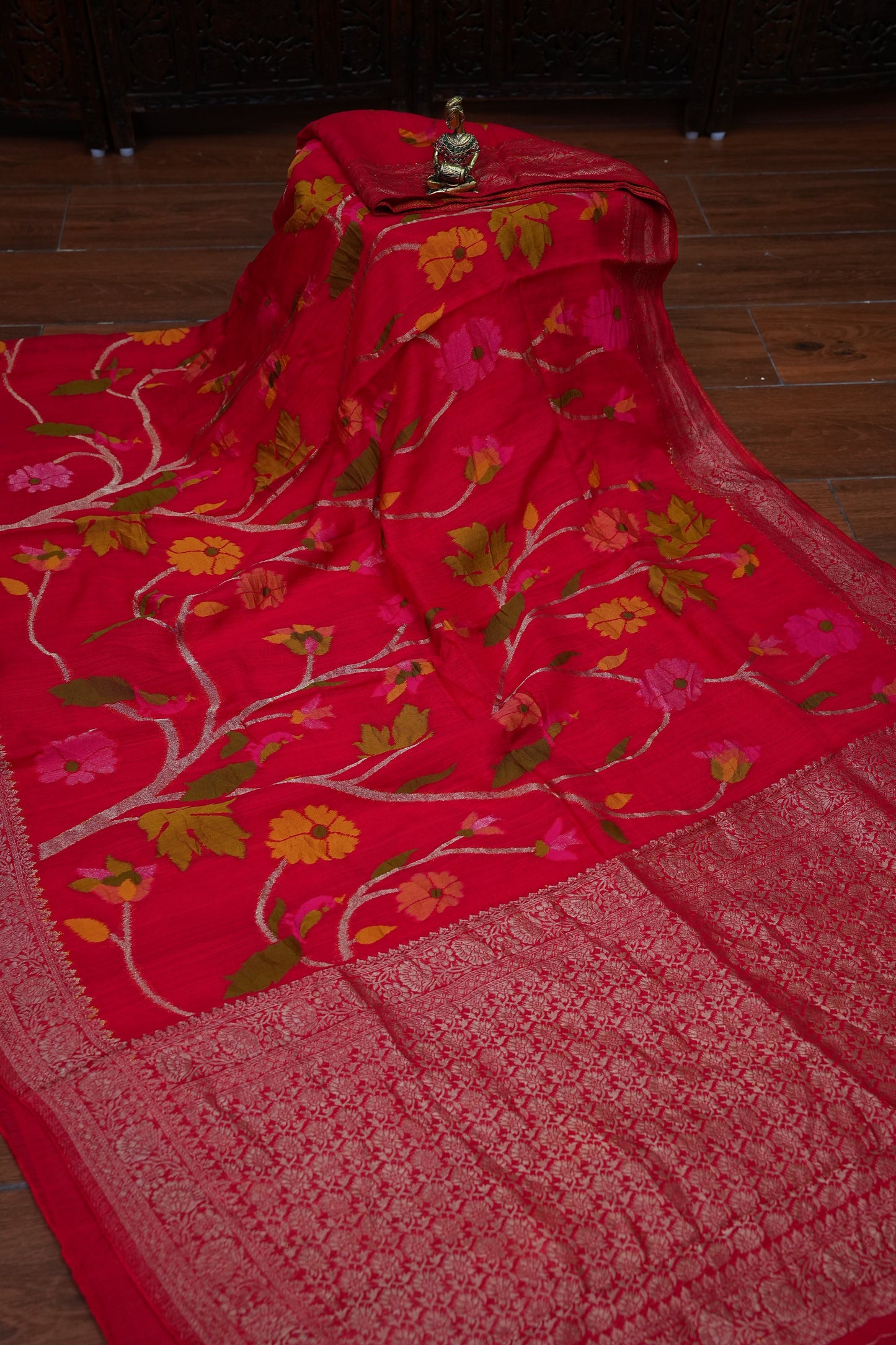 Soft Matka Banarasi Saree with Needle Design Work – Pink