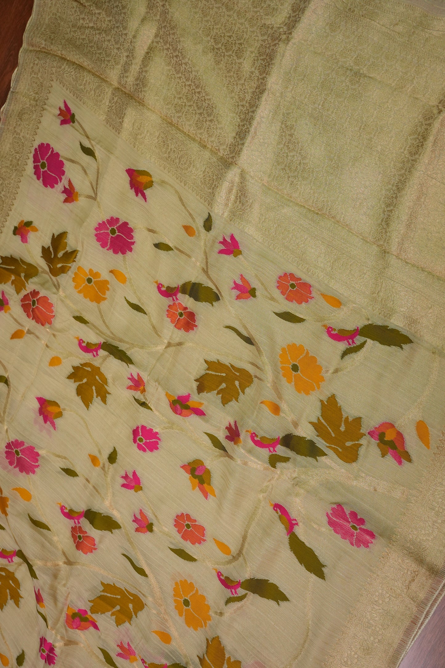 Soft Matka Banarasi Saree with Needle Design Work – Half White
