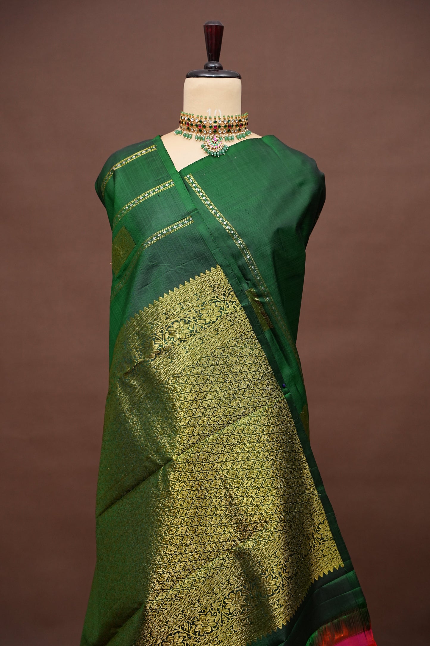 Bottle Green Pure Kanchipuram Borderless Silk Saree|Silk Mark Certified