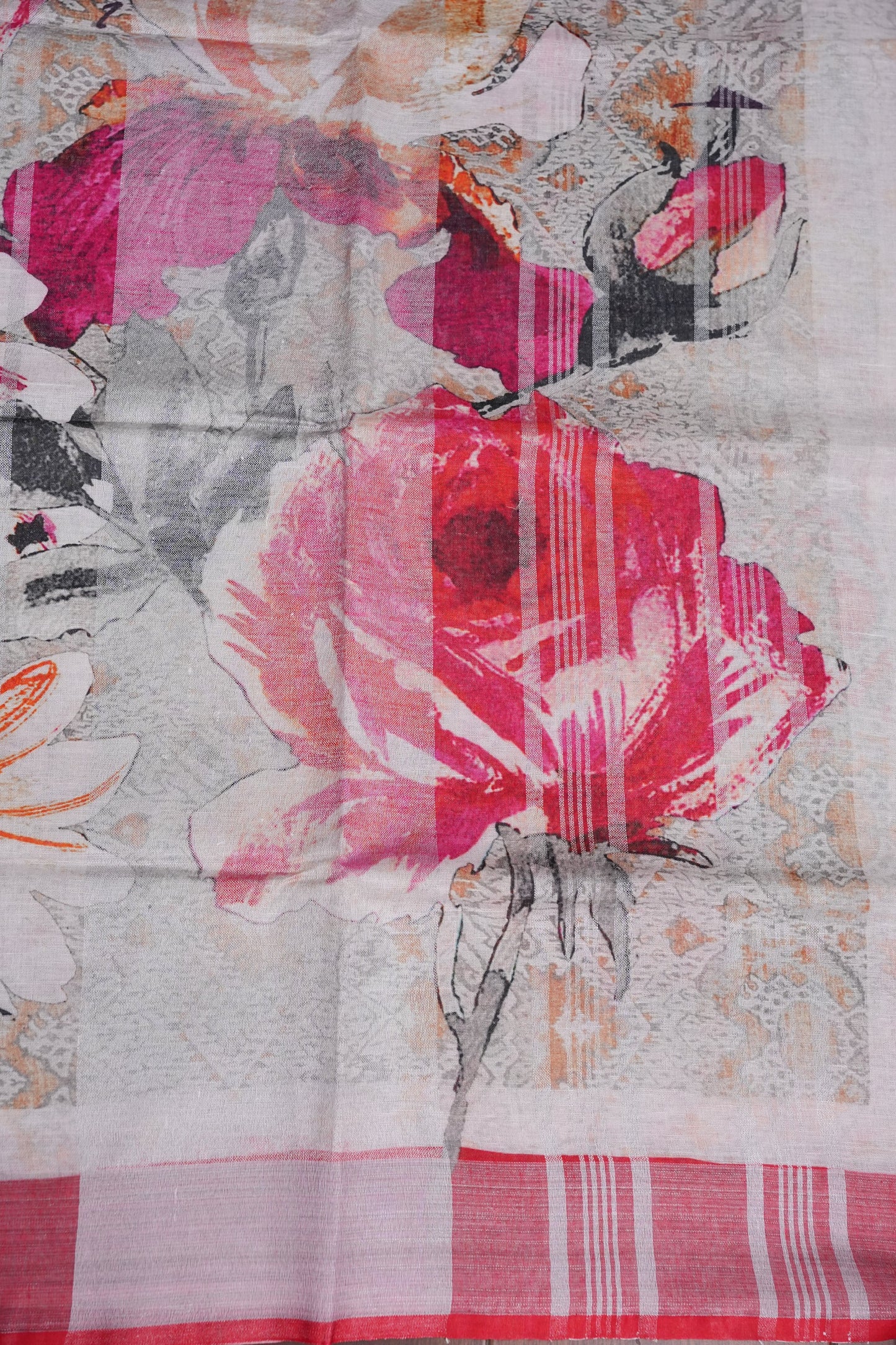 Digital Printed Pure Linen Saree - Half White