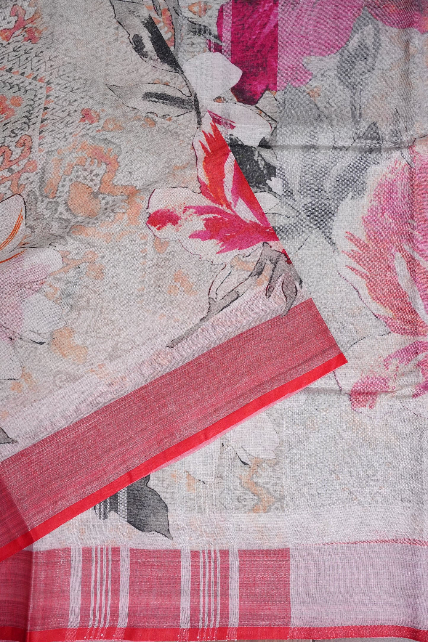 Digital Printed Pure Linen Saree - Half White