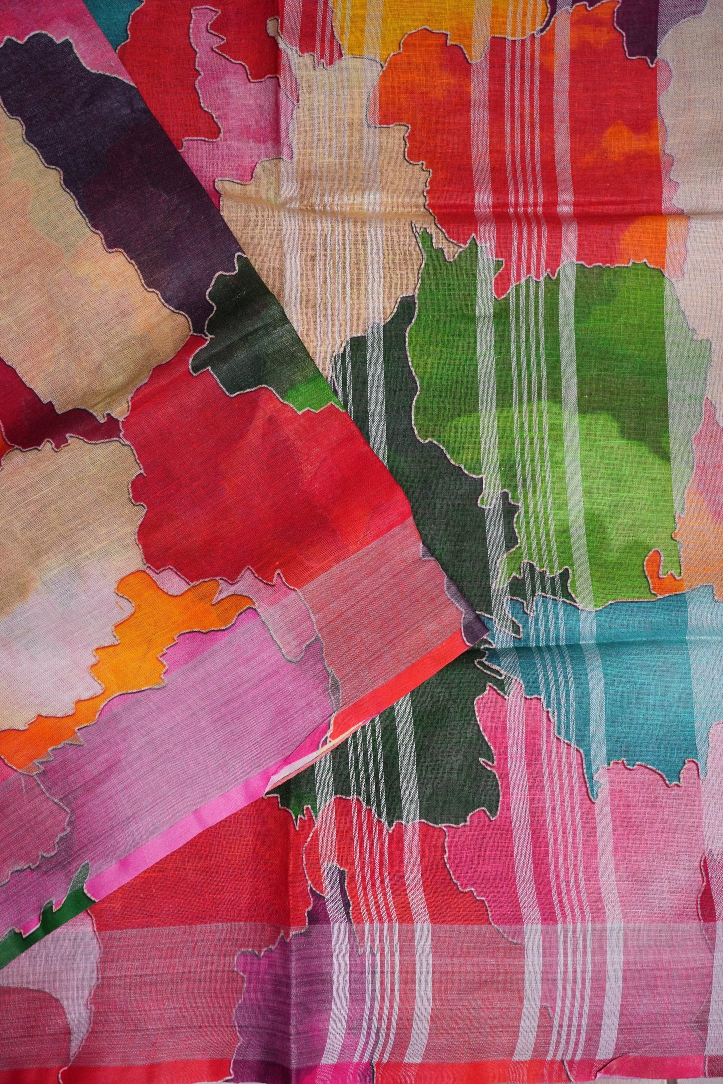 Digital Printed Pure Linen Saree - Multicolor