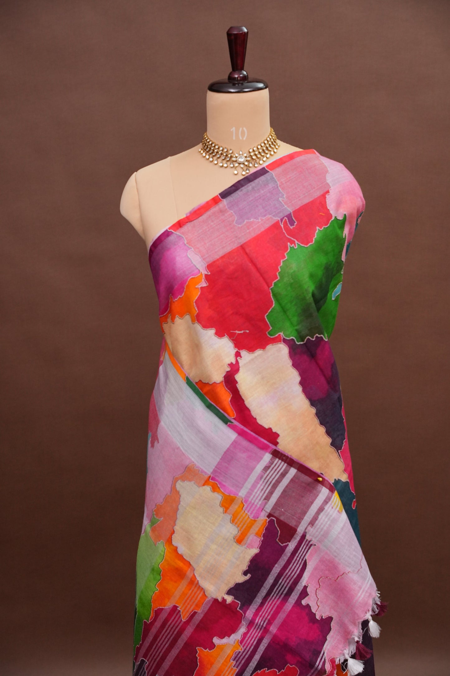 Digital Printed Pure Linen Saree - Multicolor