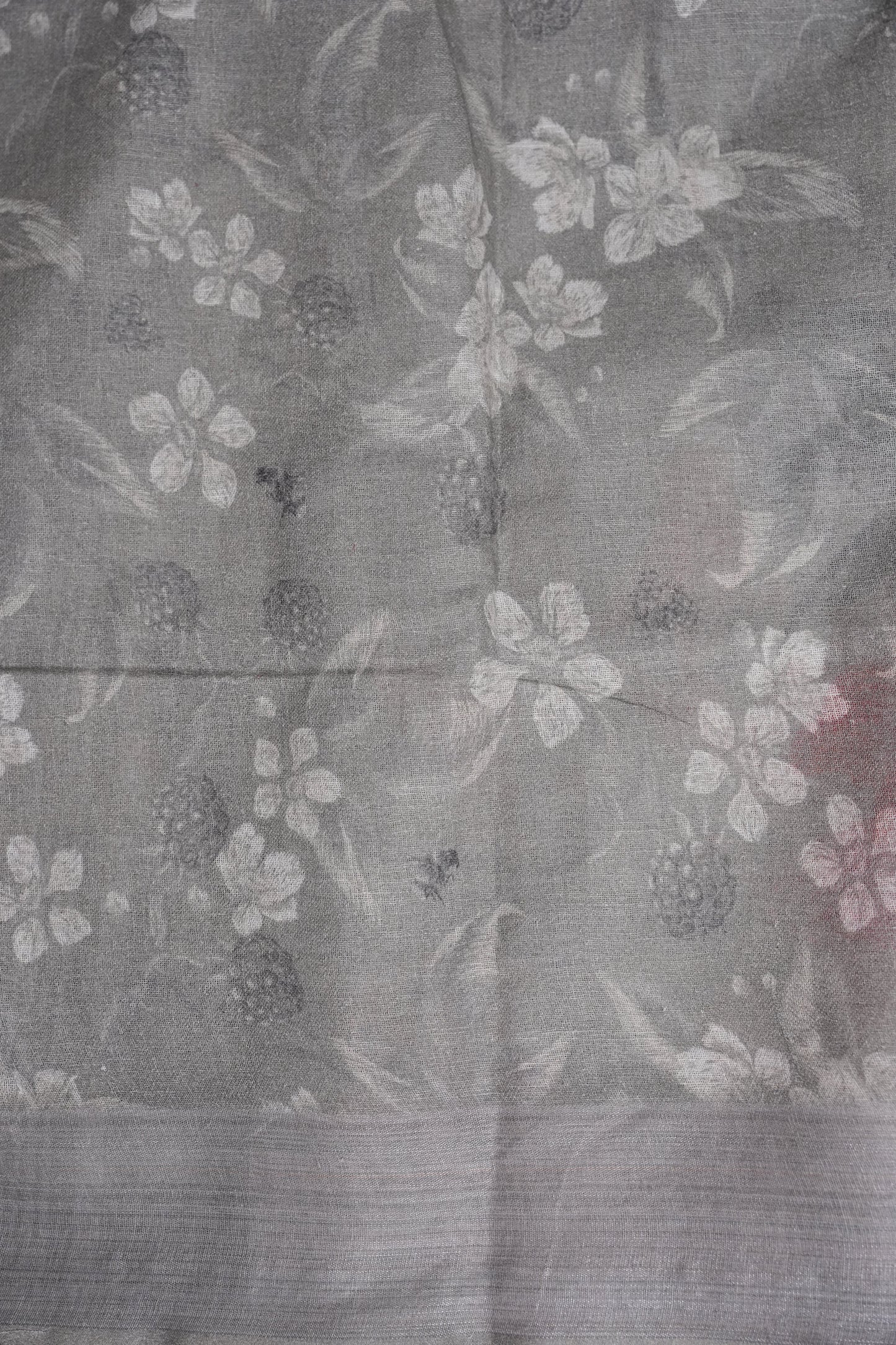 Digital Printed Pure Linen Saree - White & Grey