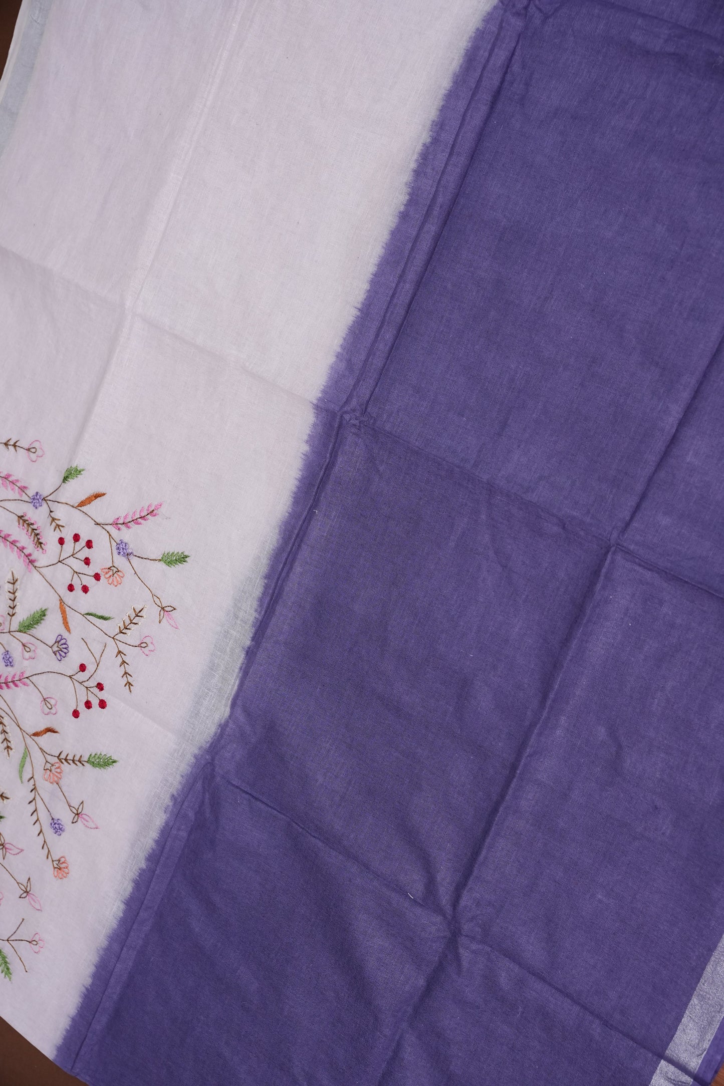 Hand Embroidery Pure Linen Saree With Tissue Border - Navy Blue and White Ombre