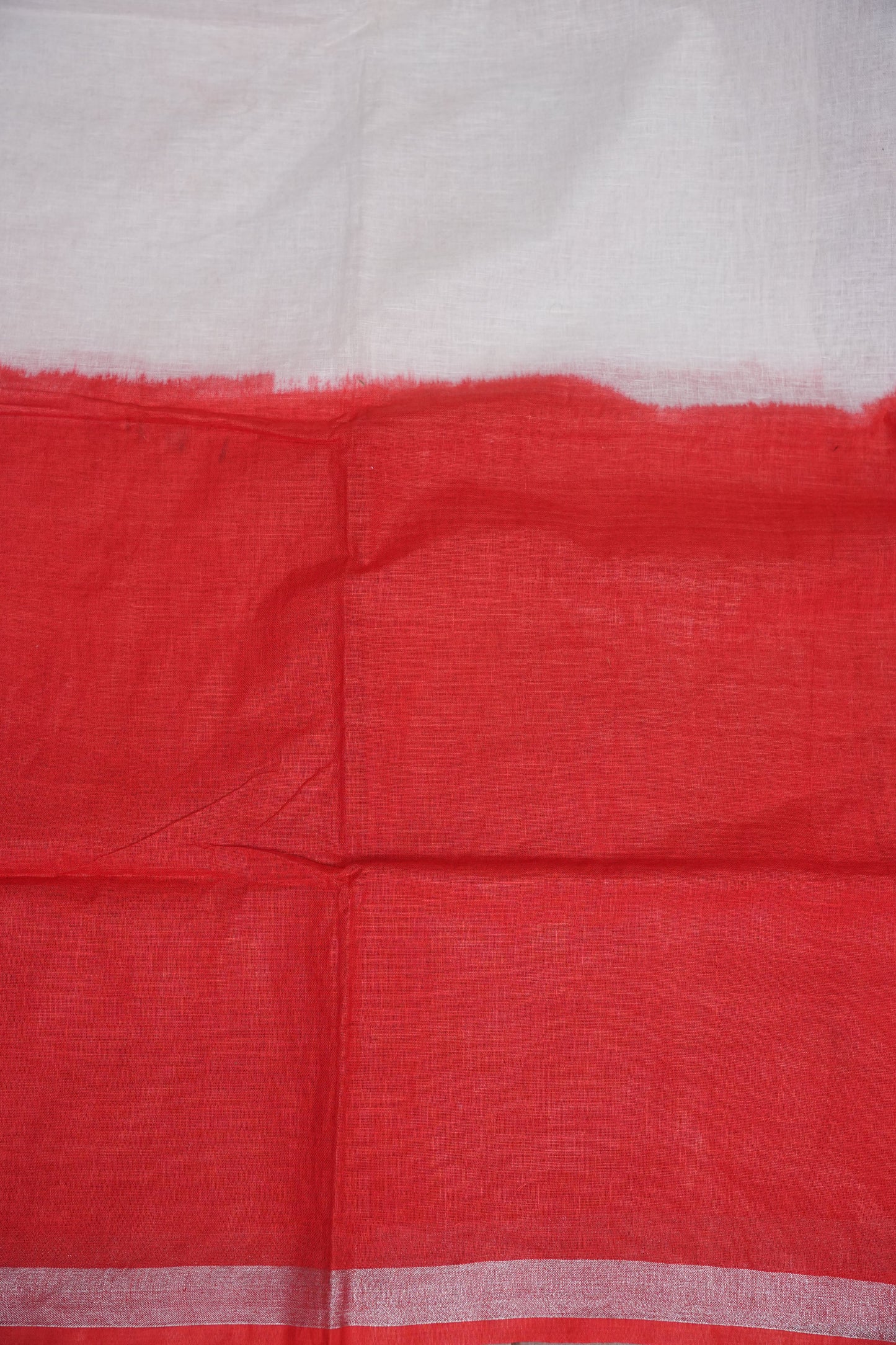 Hand Embroidery Pure Linen Saree With Tissue Border - Red and White Ombre