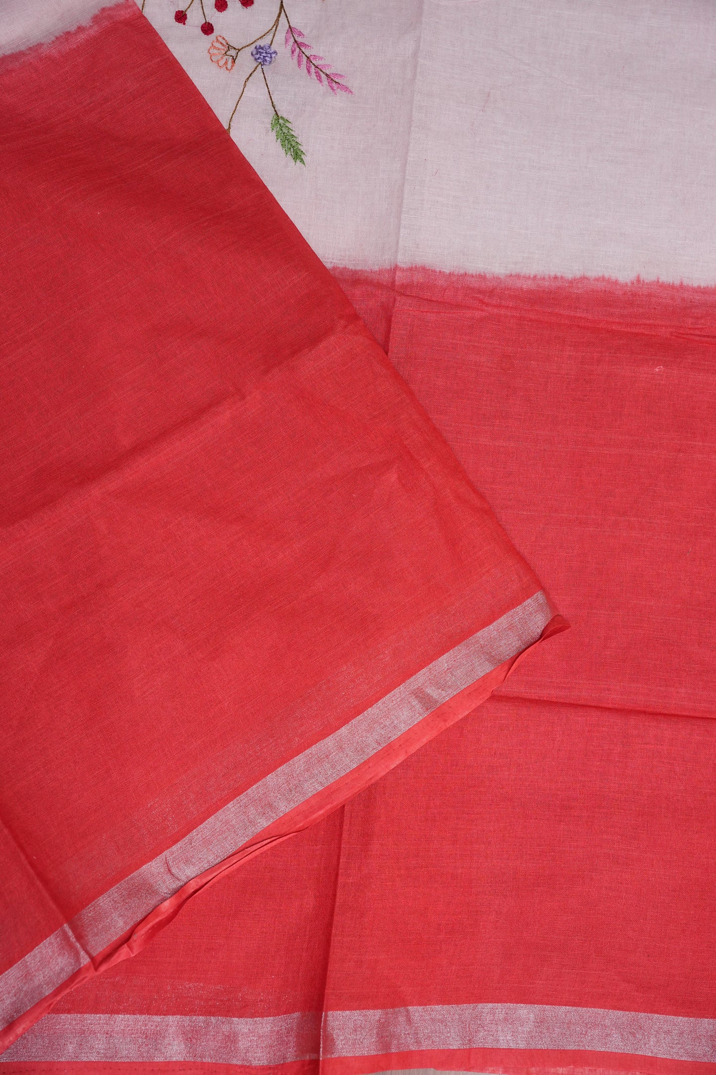 Hand Embroidery Pure Linen Saree with Tissue Border - Red & White Ombre