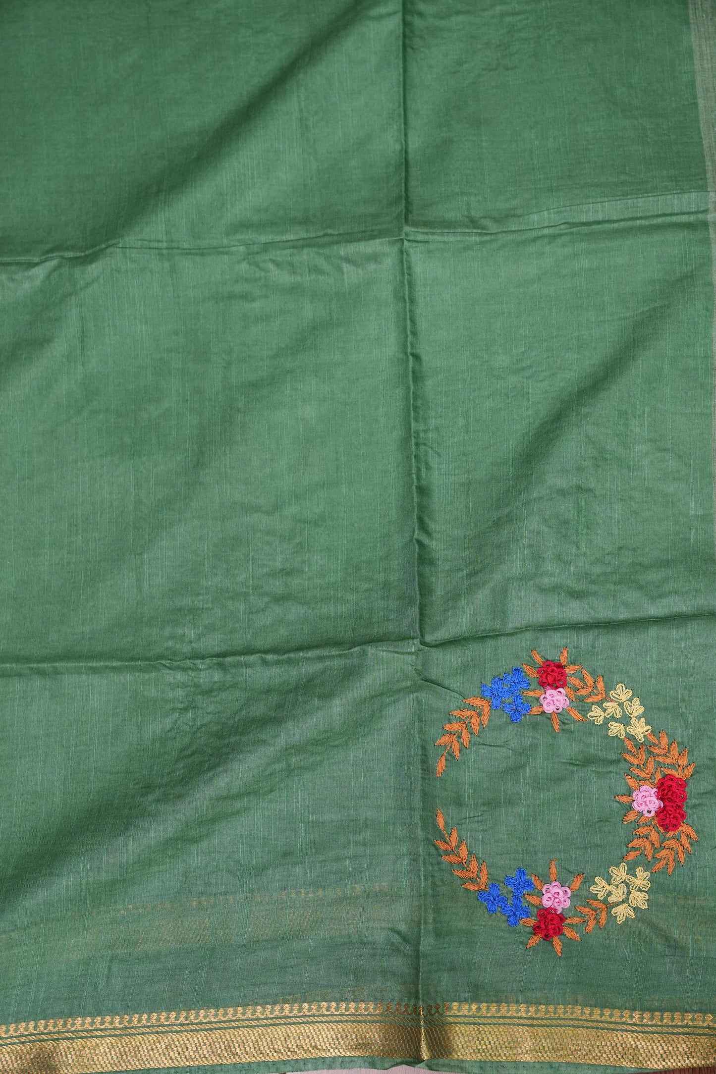 Hand Embroidery Pure Linen Silk Saree With Gold Zari Border - Deep Leaf Green