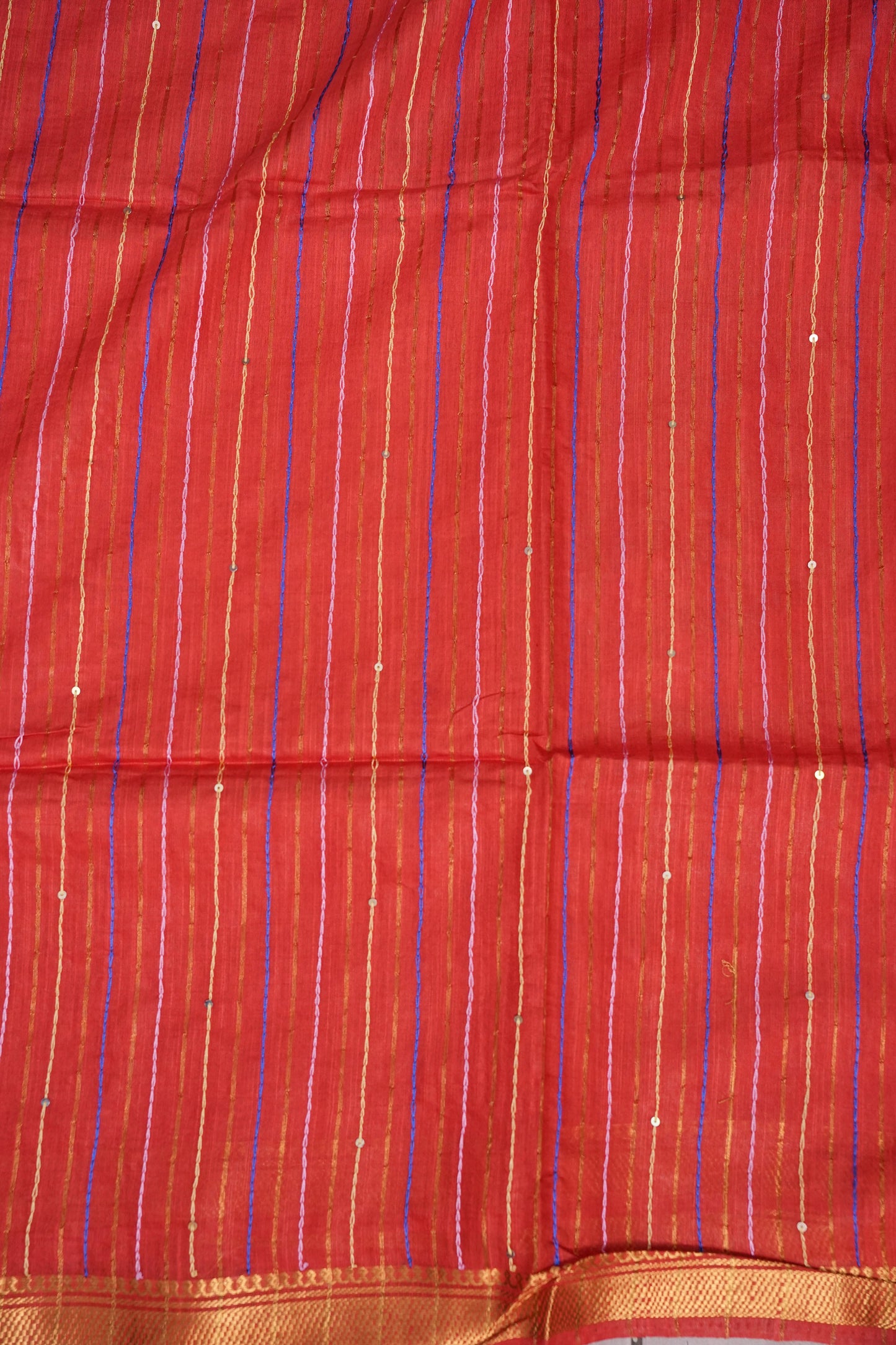 Hand Embroidery Pure Linen Silk Saree With Gold Zari Border - Red
