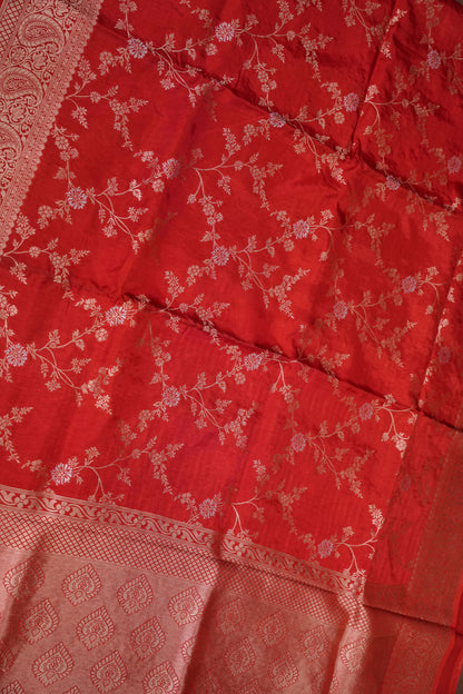 Banarasi Silk Saree – Classic Red with Intricate Gold Zari Floral Weave