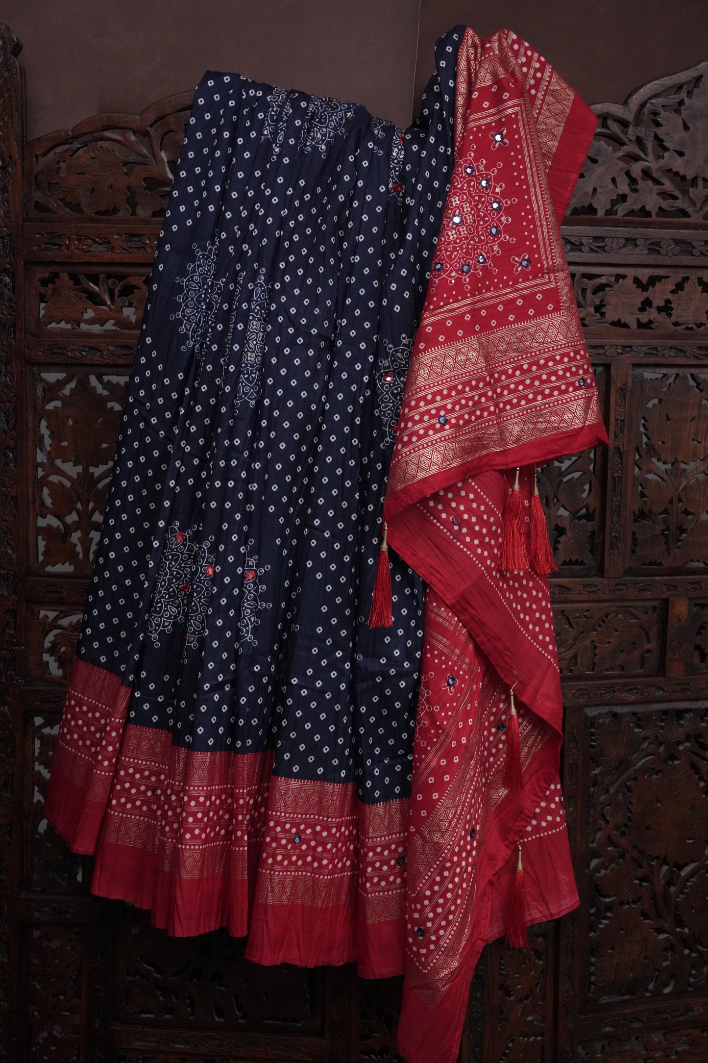 Bandhini Digital Print Semi Silk Saree-Blue and Red