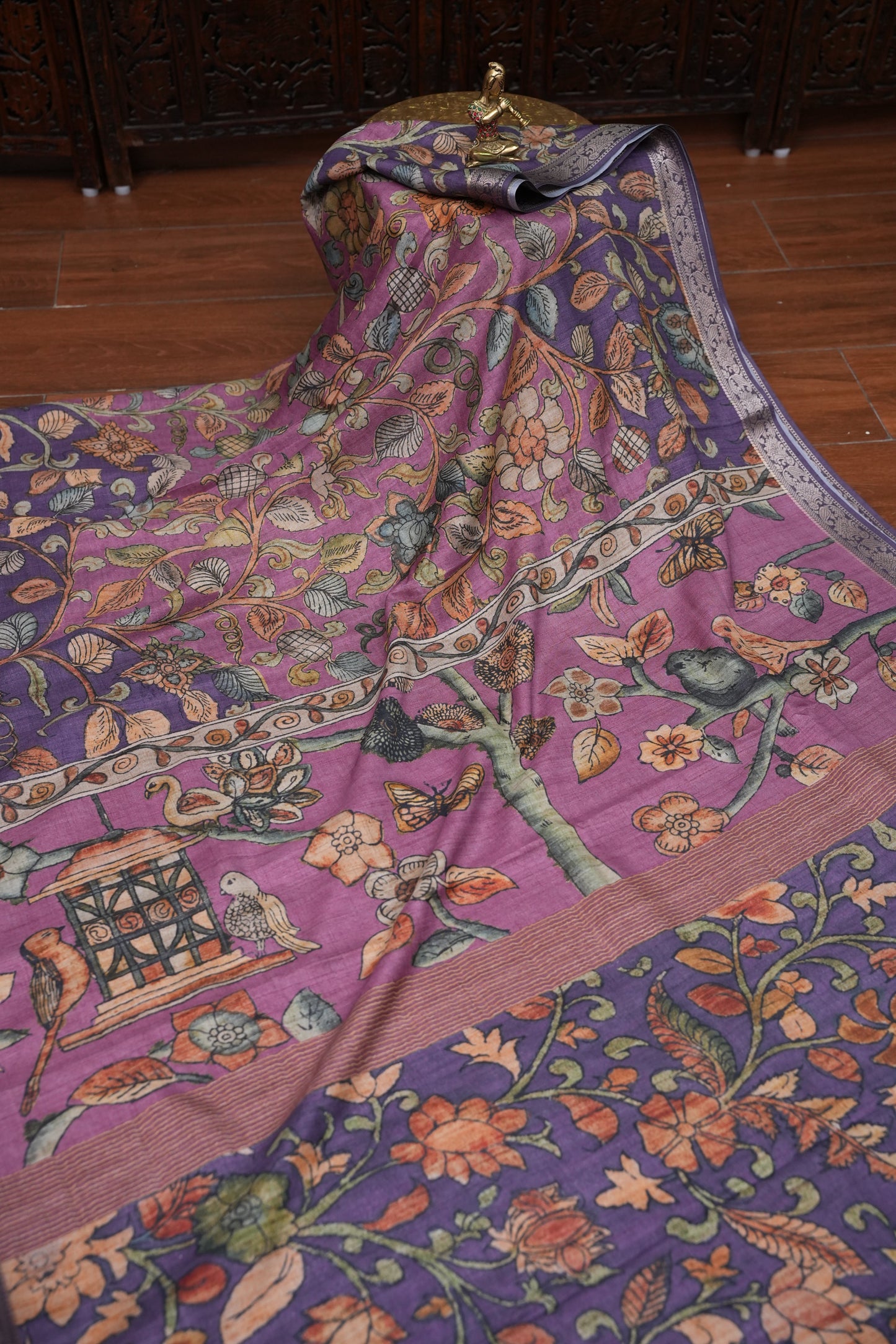 Linen Tussar Saree with Kalamkari Digital Print – Purple Floral Theme