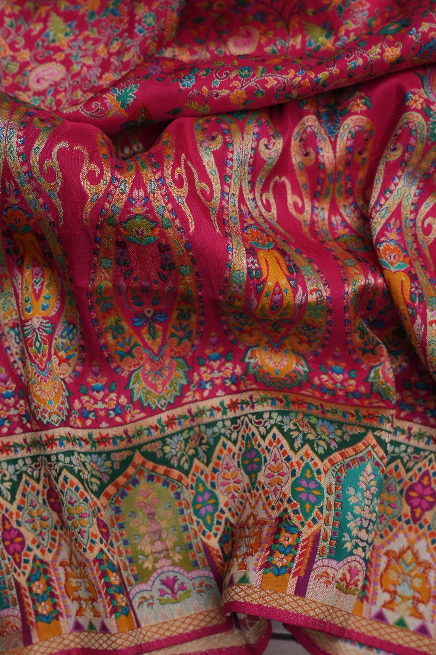 Kashmiri Pashmina Banarasi Story Telling Saree - Pink