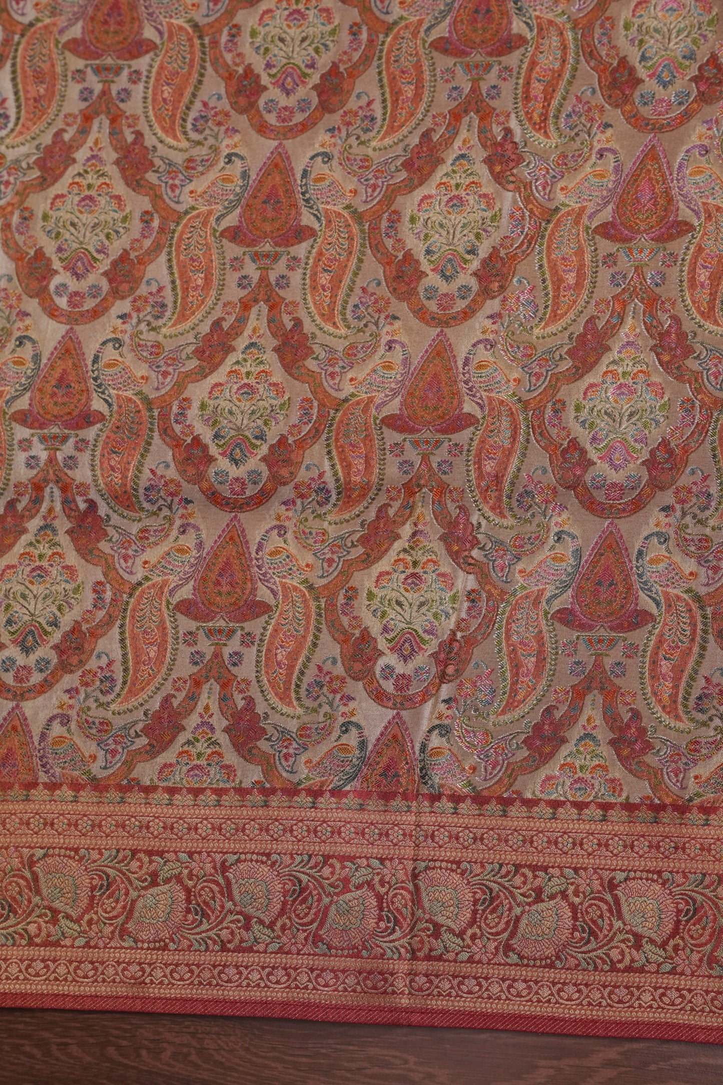 Kashmiri Pashmina Mellow Tissue Banarasi Saree - Ivory & Peach