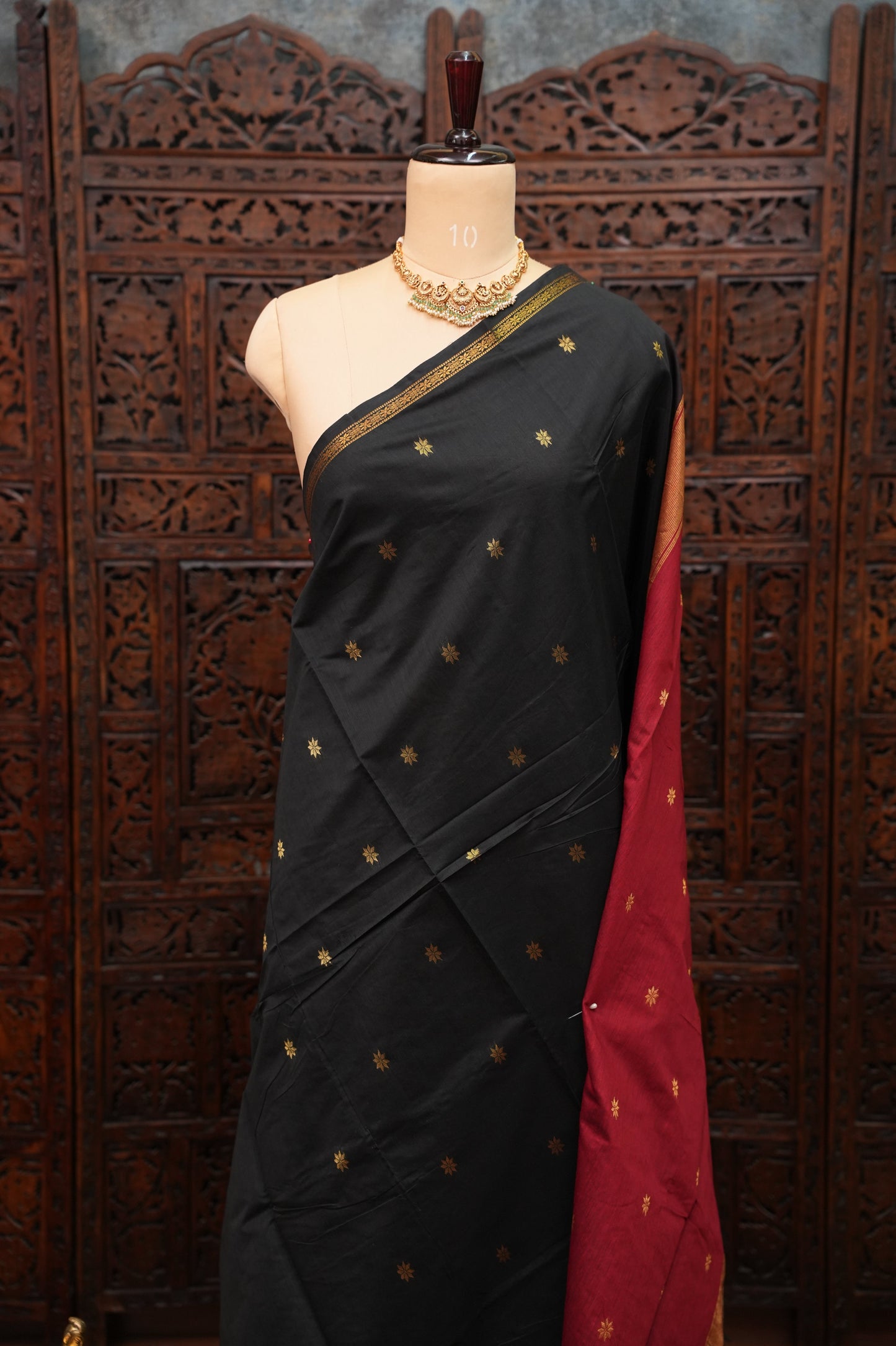 Maheshwari Silk Cotton Saree|Black & Red