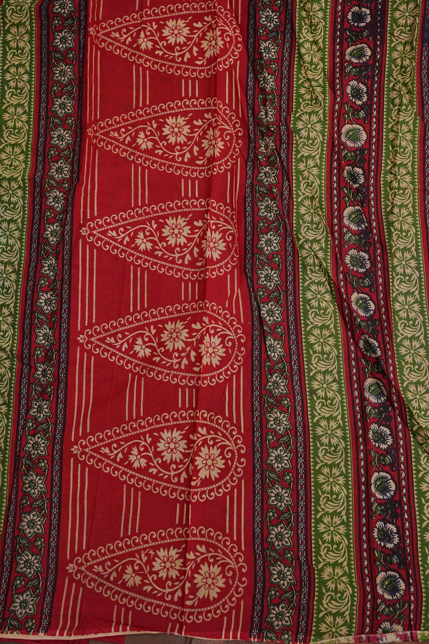 Traditional Kalamkari Style cotton Saree – Deep Red with Intricate Floral & Border Design