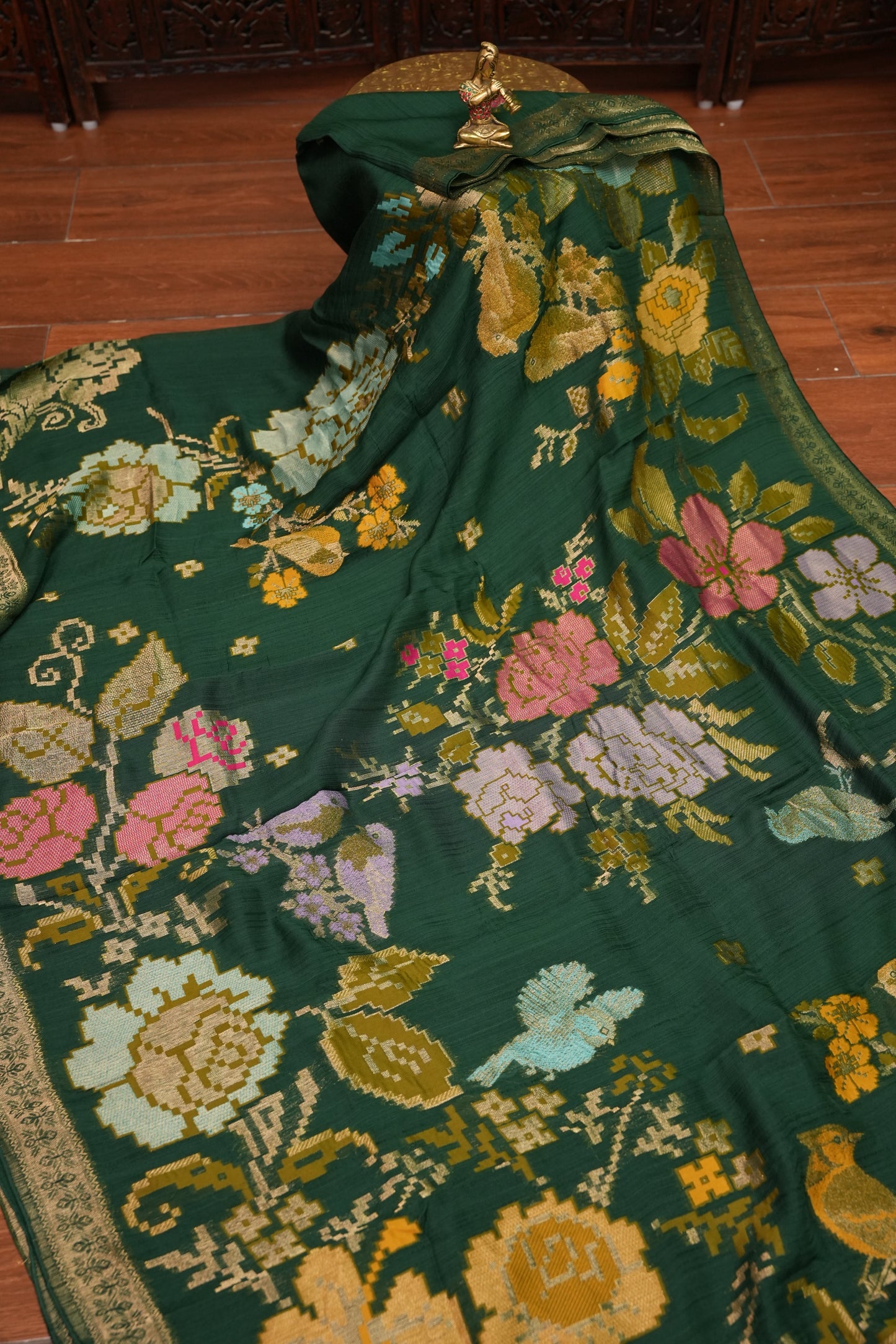 Soft Matka Banarasi Saree with Needle Design Work – Forest Green