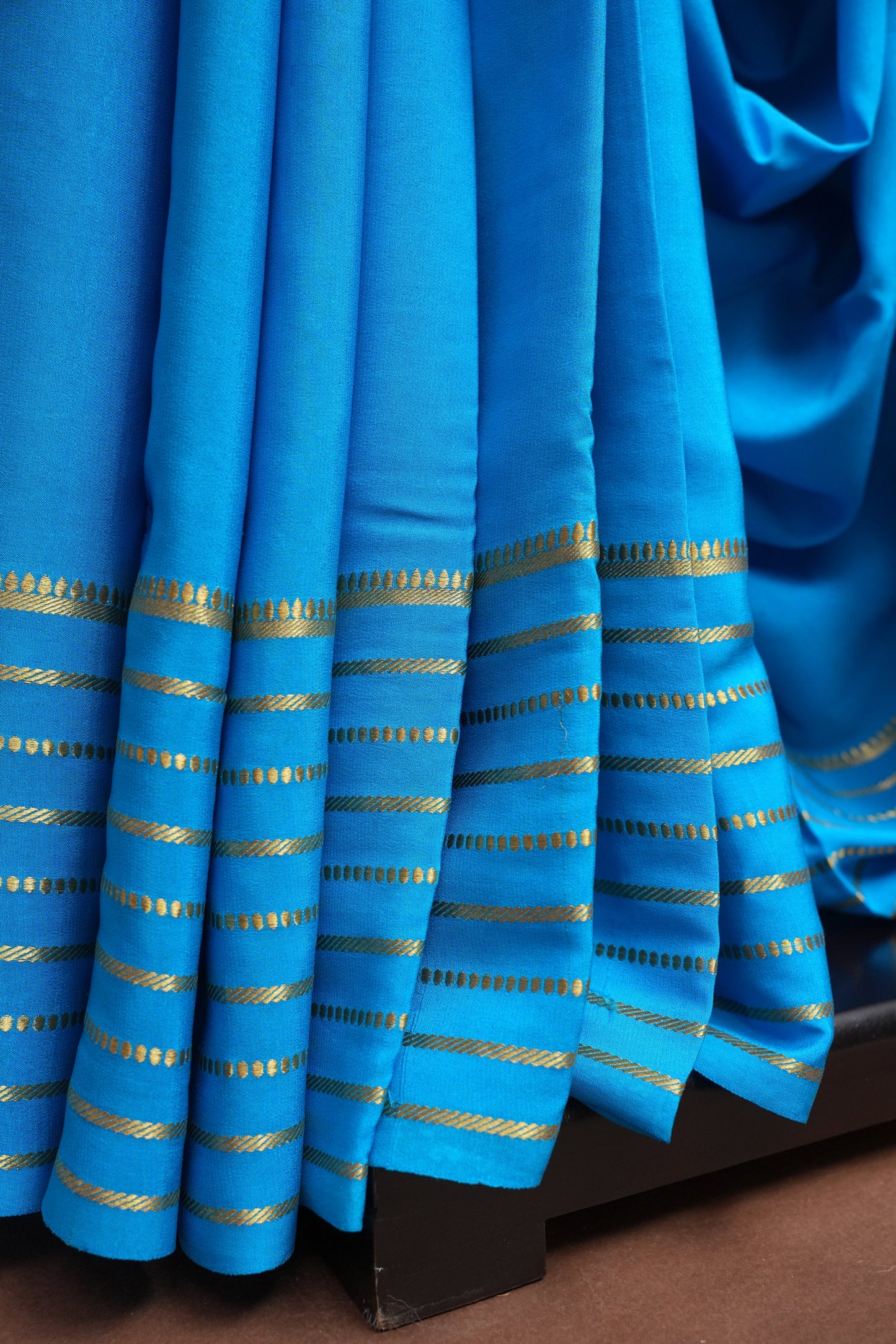 Plain Pure Crepe Mysore Silk Saree in Blue With Self Blouse & Pallu