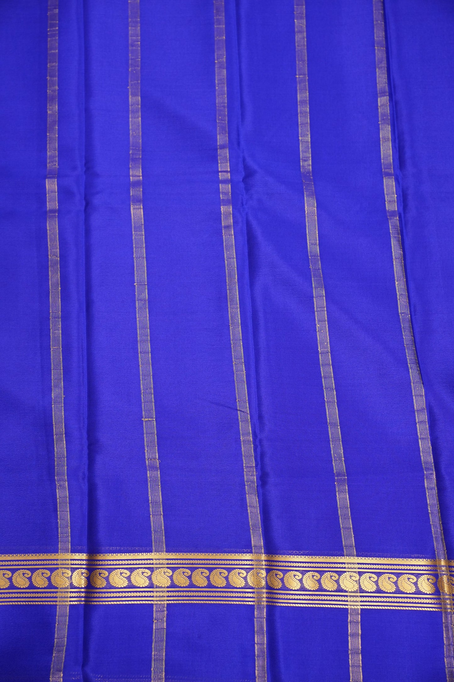 Pure Crepe Mysore Silk Saree - Deep Red & Blue