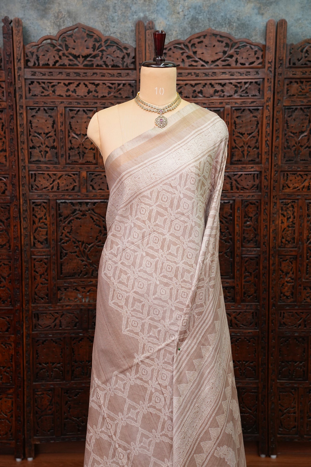 Pure Khaddi Cotton Saree with Traditional Woven Design – Beige