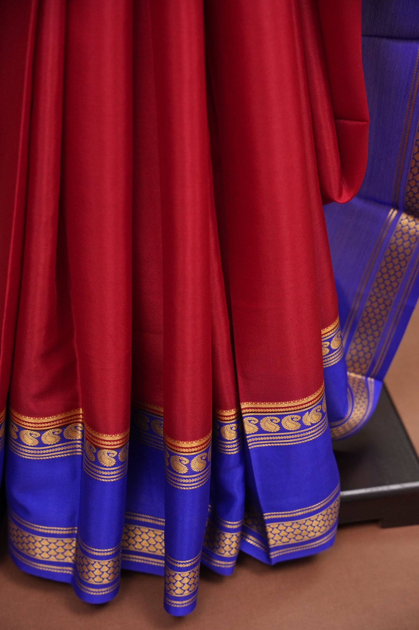 Pure Crepe Mysore Silk Saree - Deep Red & Blue