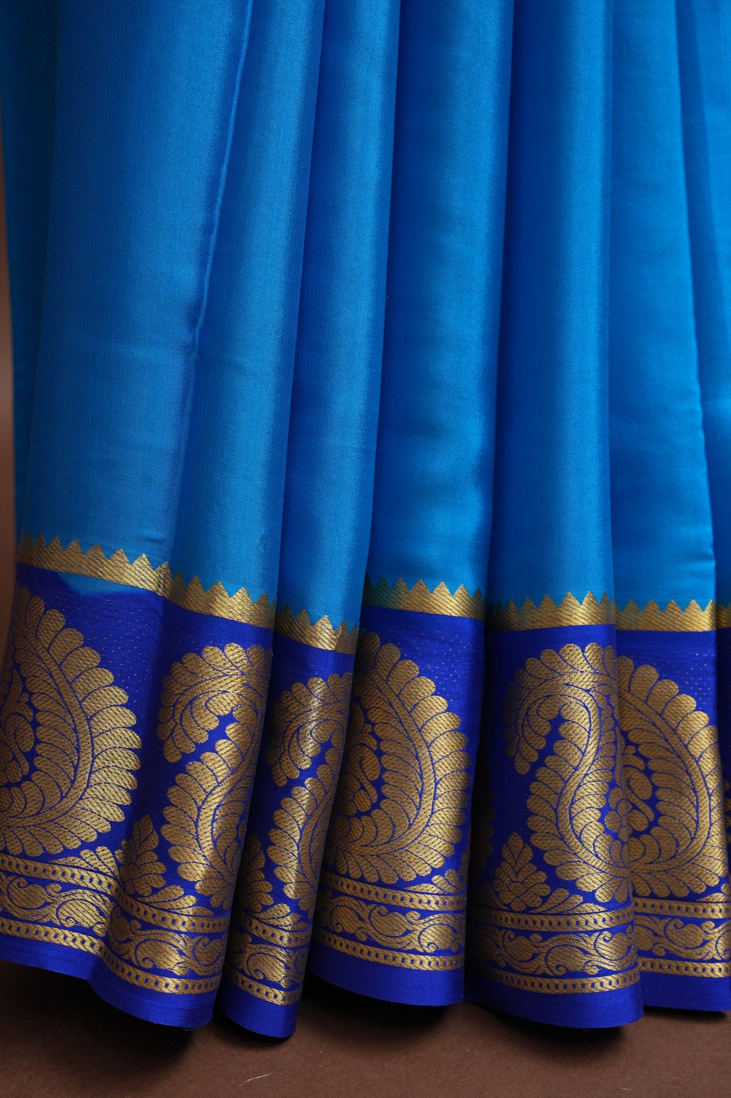 Plain Pure Crepe Mysore Silk Saree in Blue With Contrast Ink Blue Blouse & Pallu