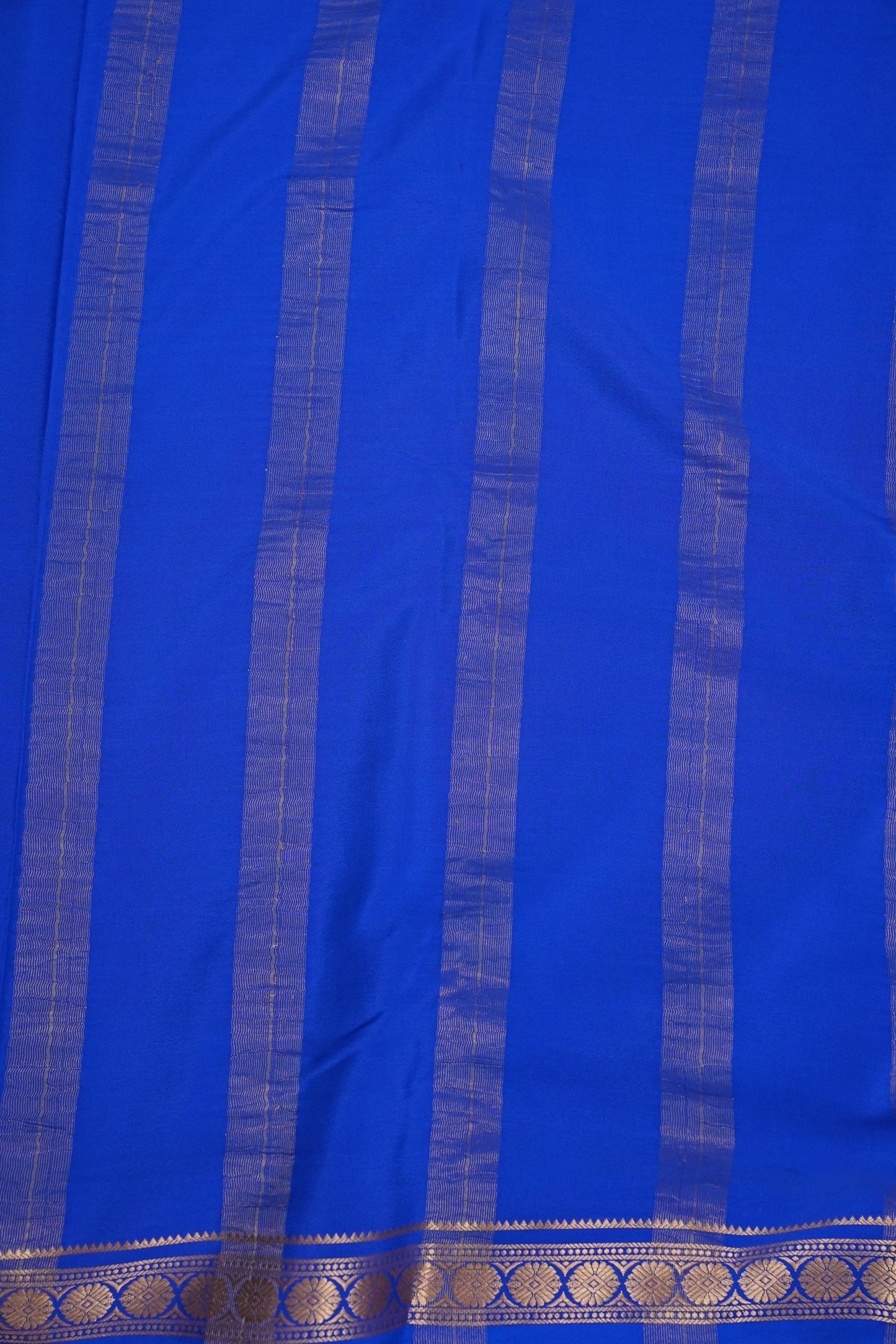 Plain Pure Crepe Mysore Silk Saree in Parrot Green With Contrast Ink Blue Pallu & Blouse