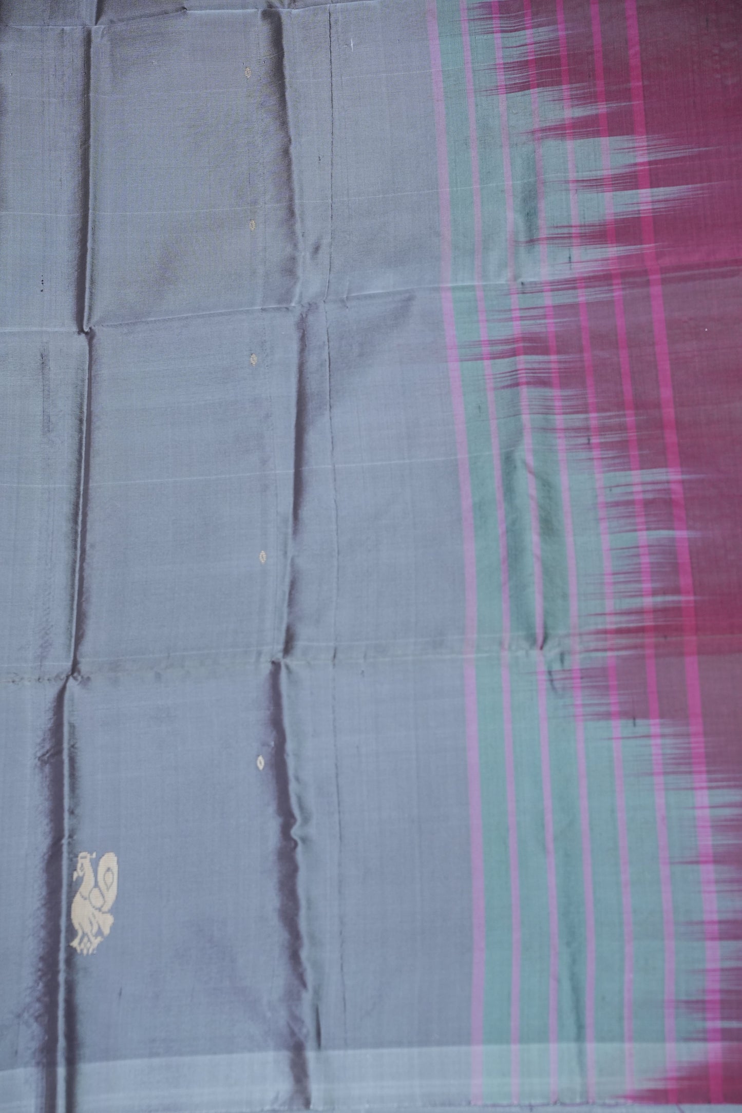 Handwoven Vegan Banana Pith Saree – Silver Grey & Plum Purple with Traditional Peacock Motifs