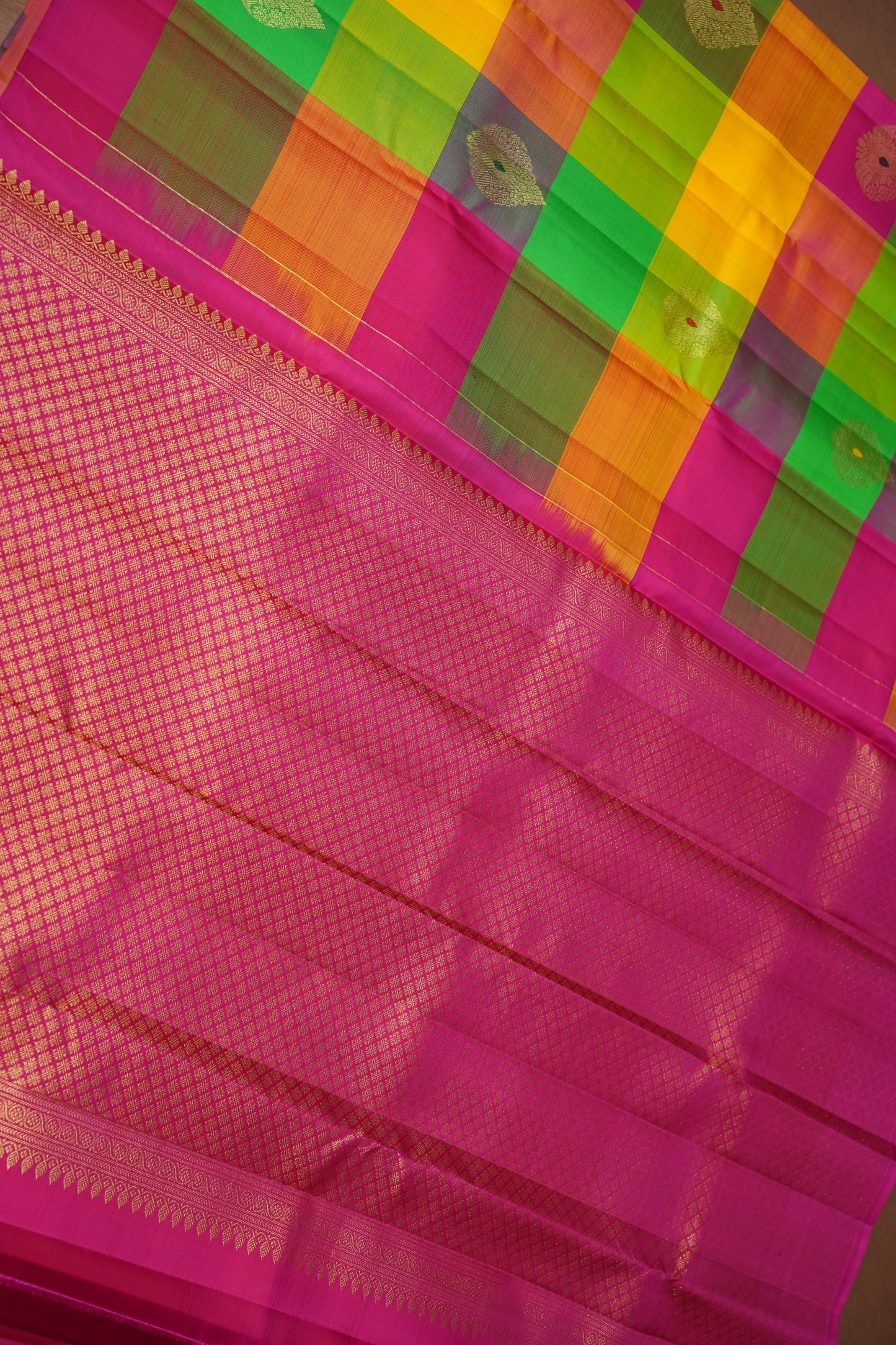 PURE KANCHIPURAM SILK PALLAM PALUM KATTAM SAREE – MULTICOLOUR CHECKS WITH PINK PALLU | SILK MARK CERTIFIED