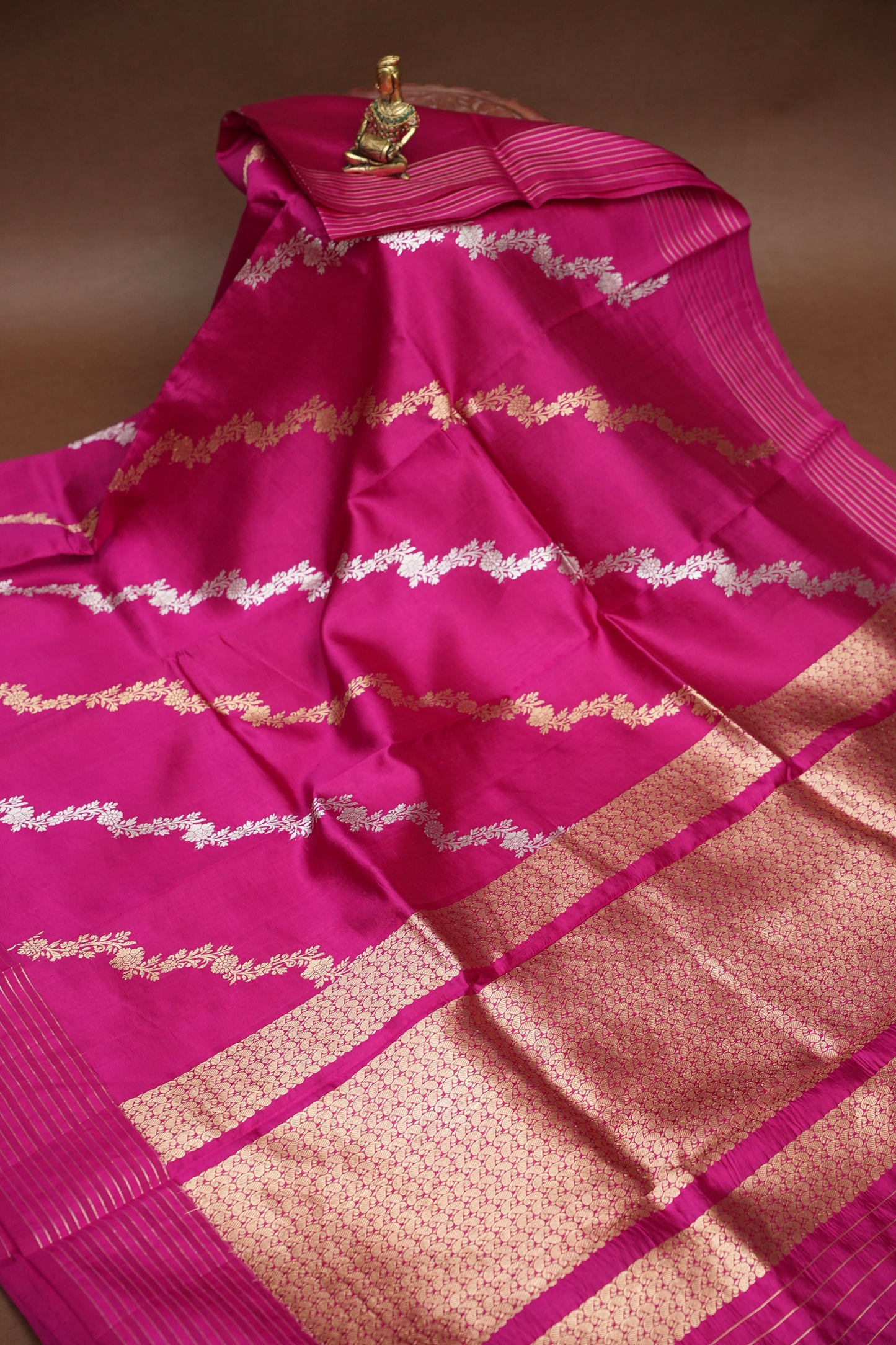 PURE MANGO SILK SAREE – RANI PINK WITH DUAL-TONE FLORAL ZARI VINES