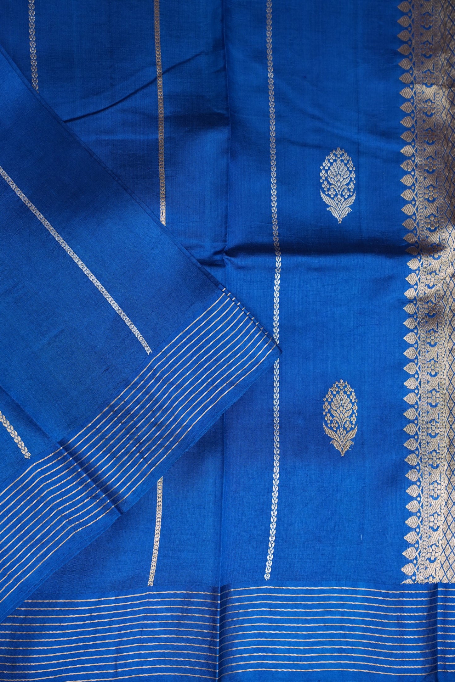 Pure Mango Silk Saree – Royal Blue with Silver-Gold Zari Motifs & Rich Gold Zari Pallu