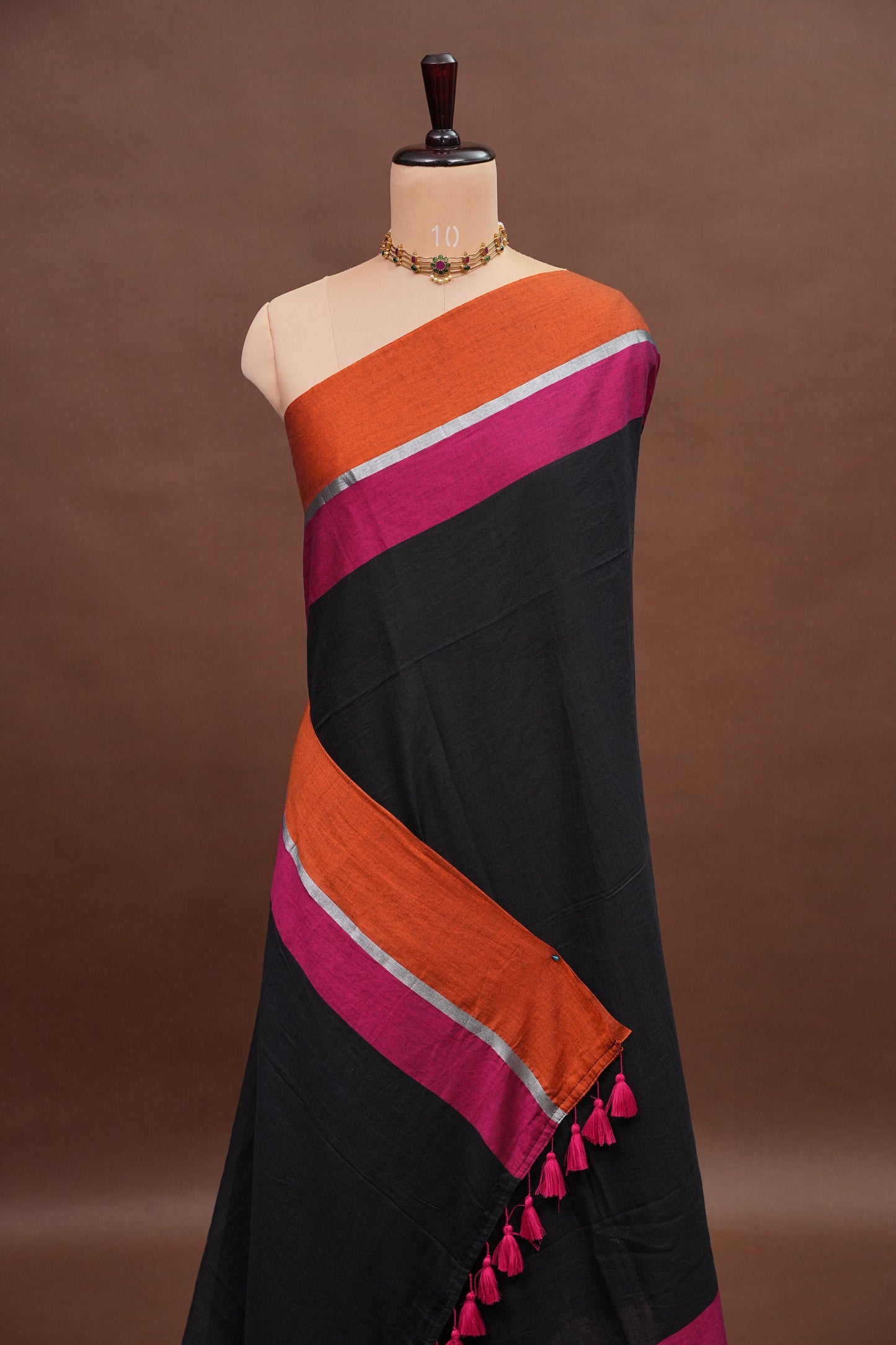 Mulmul Cotton Saree with Tassels - Black & Pink