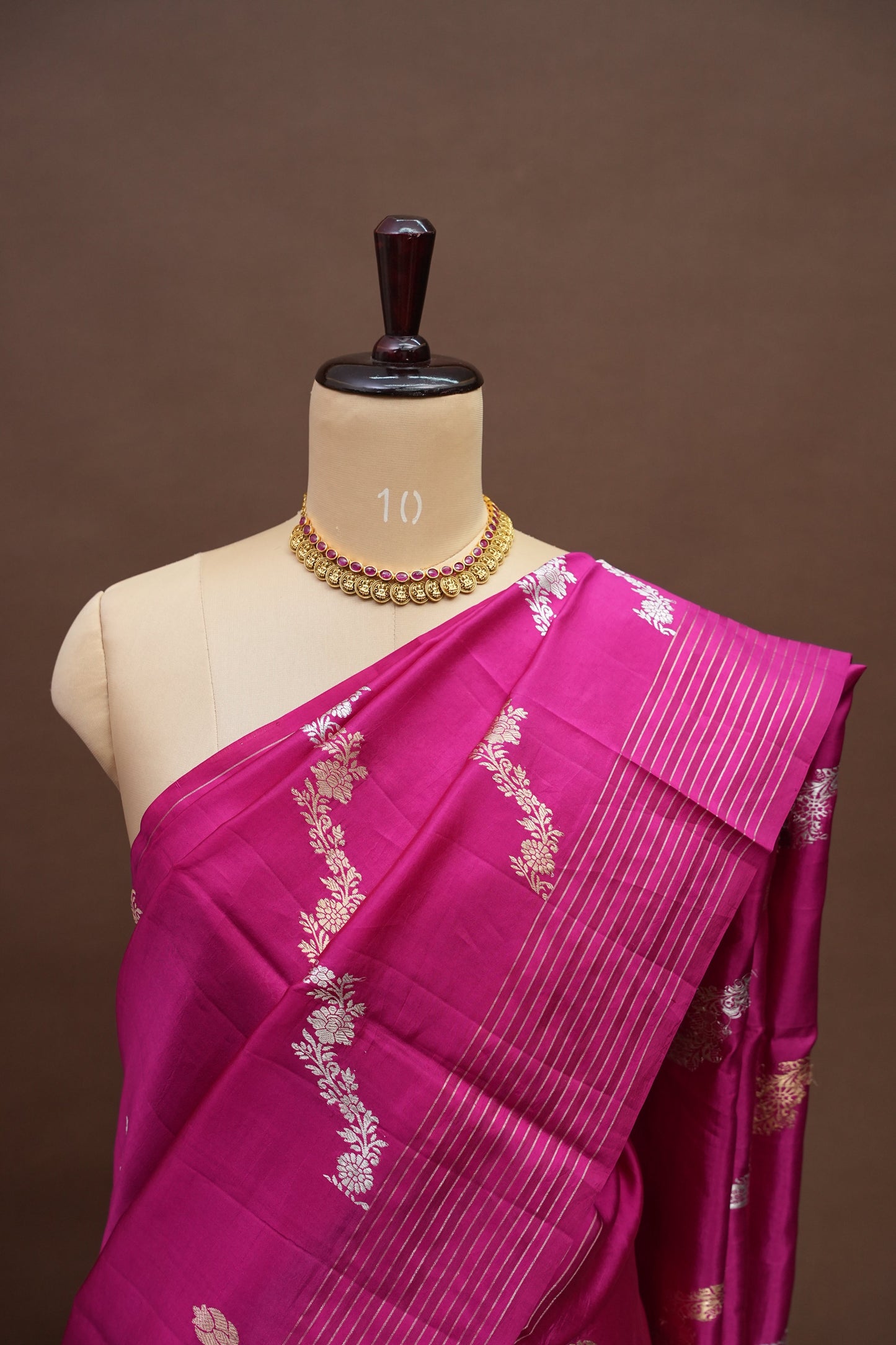 PURE MANGO SILK SAREE – RANI PINK WITH DUAL-TONE FLORAL ZARI VINES