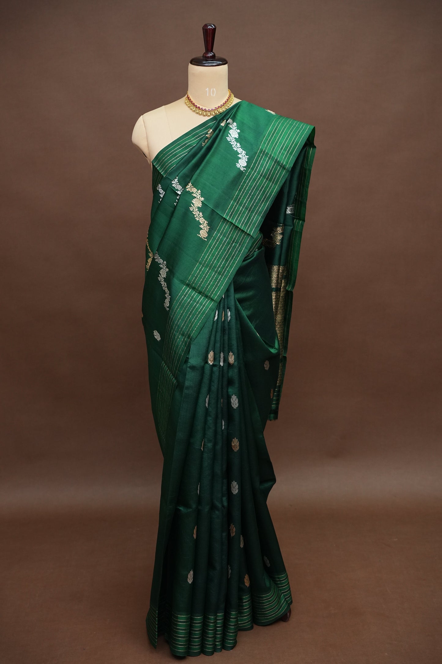 PURE MANGO SILK SAREE – EMERALD GREEN WITH FLORAL ZARI VINES