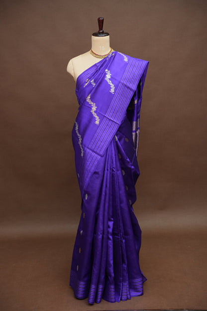 Pure Mango Silk Saree – Regal Violet with Floral Zari Vines & Rich Gold Zari Pallu