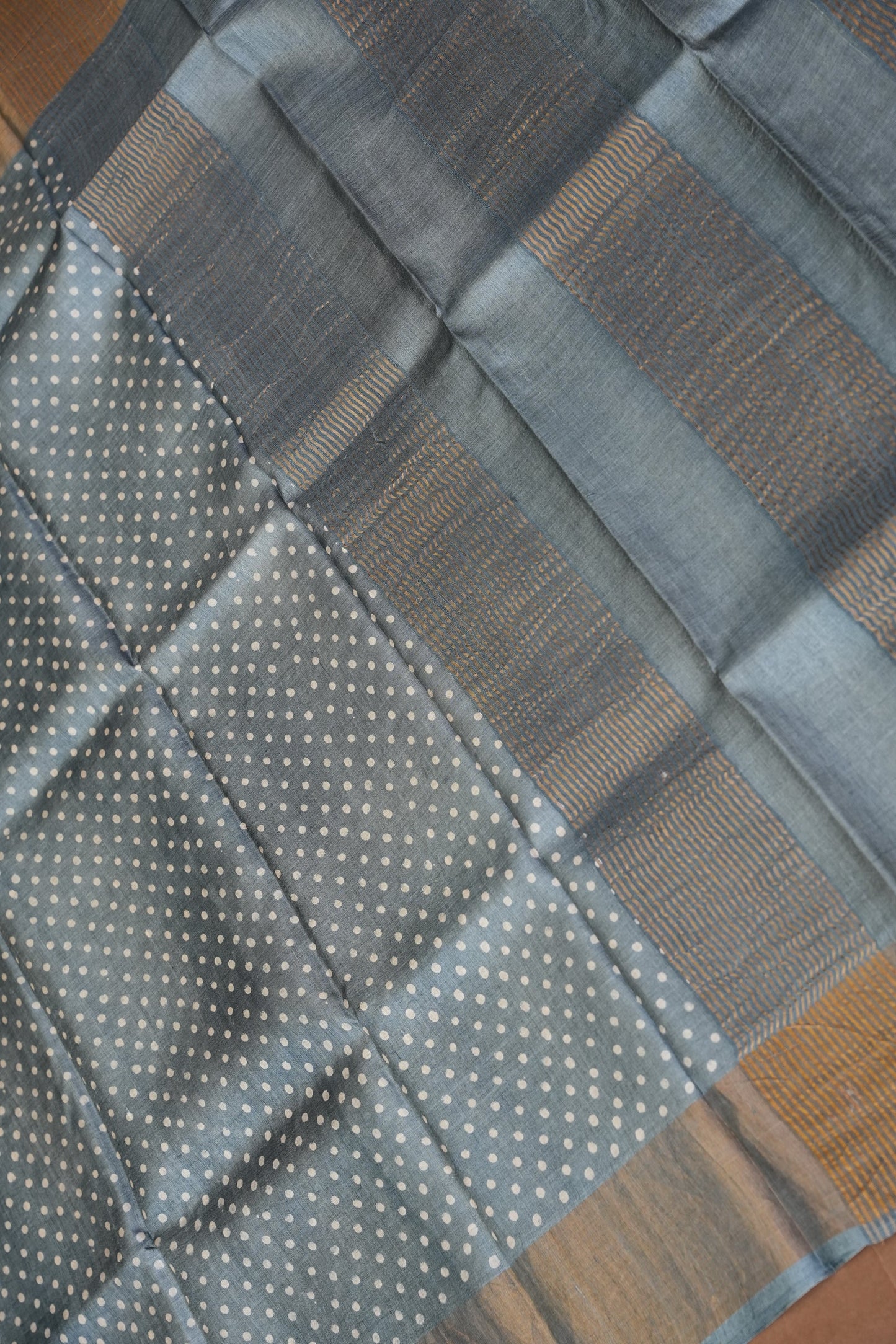 Geometric Patterned Pure Tussar Silk Saree-Grey|Silk Mark Certificate