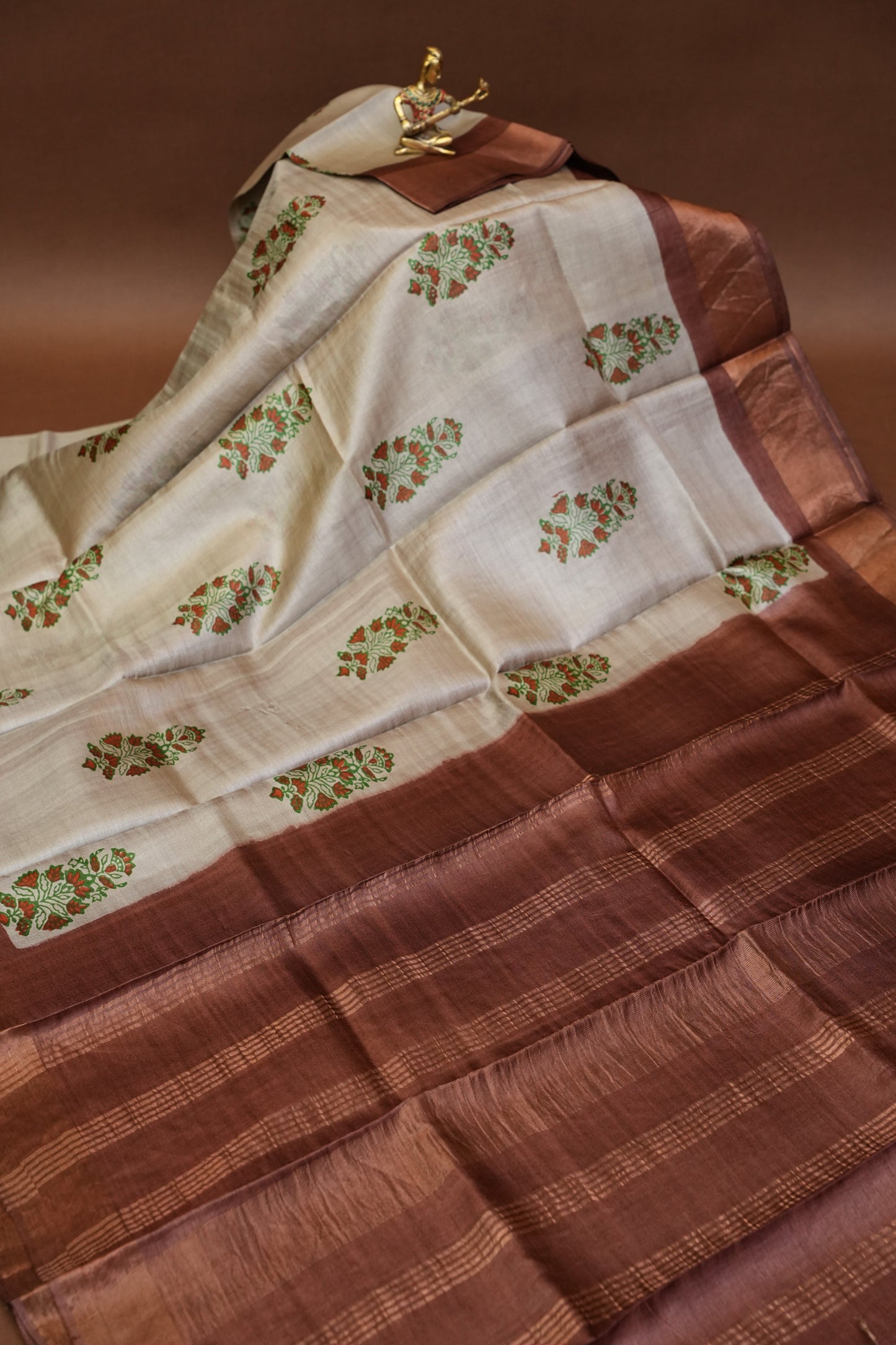 Floral Printed Pure Tussar Silk Saree-Half white|Silk Mark Certificate