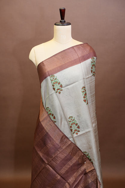 Floral Printed Pure Tussar Silk Saree-Half white|Silk Mark Certificate
